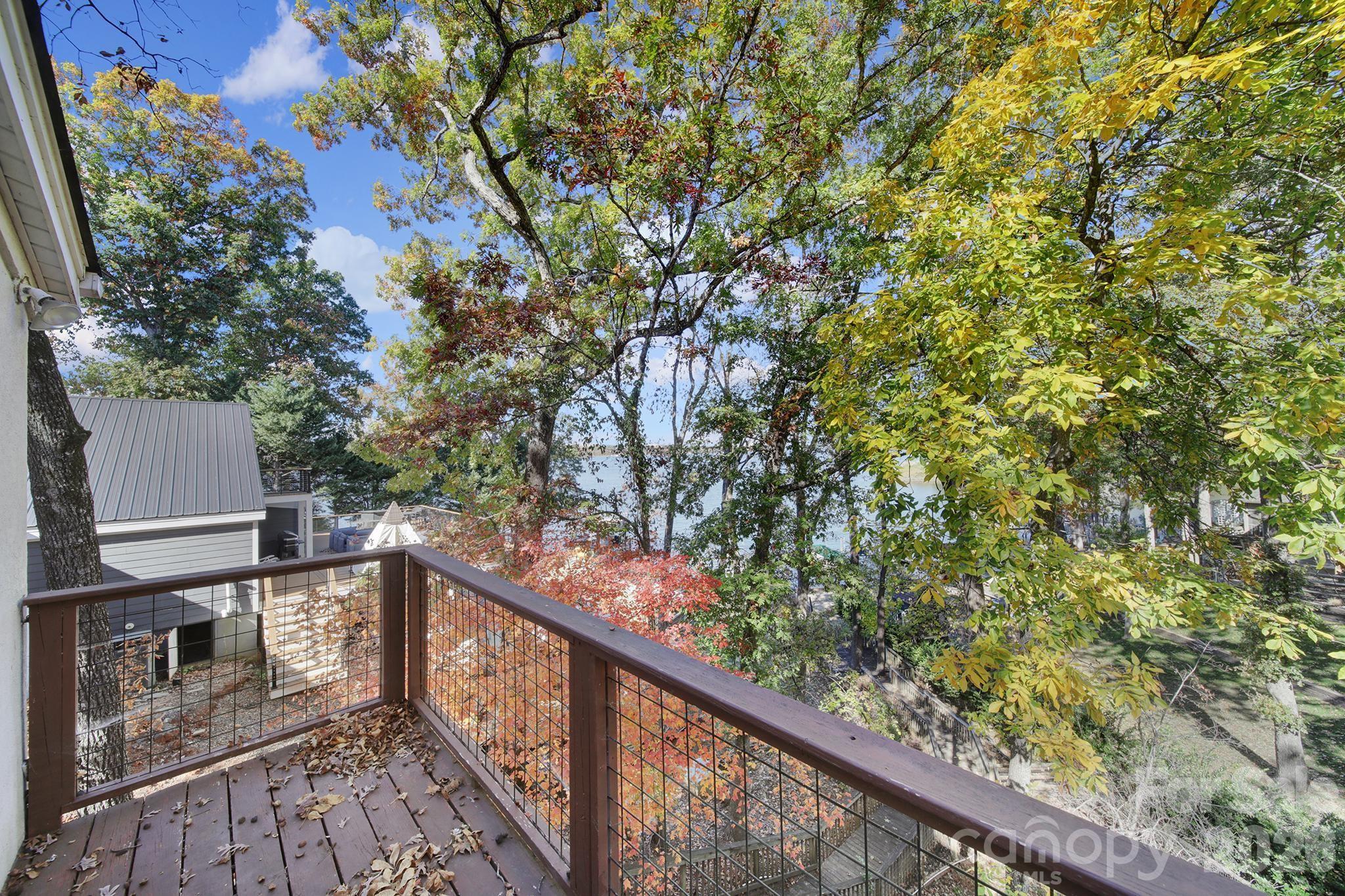 7005 Tega Cay Drive — Tega Cay