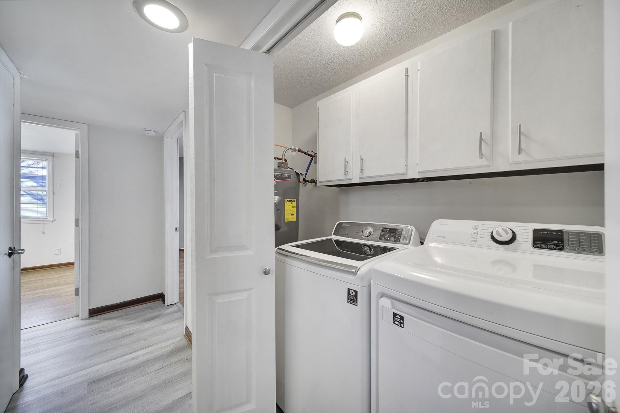 7005 Tega Cay Drive — Tega Cay