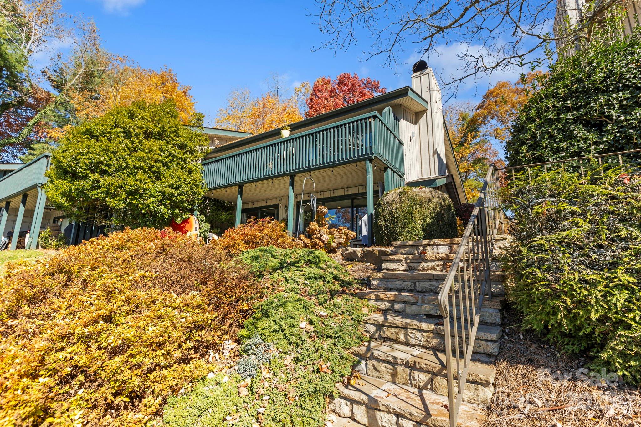 68 Toxaway Point #C1 — Lake Toxaway