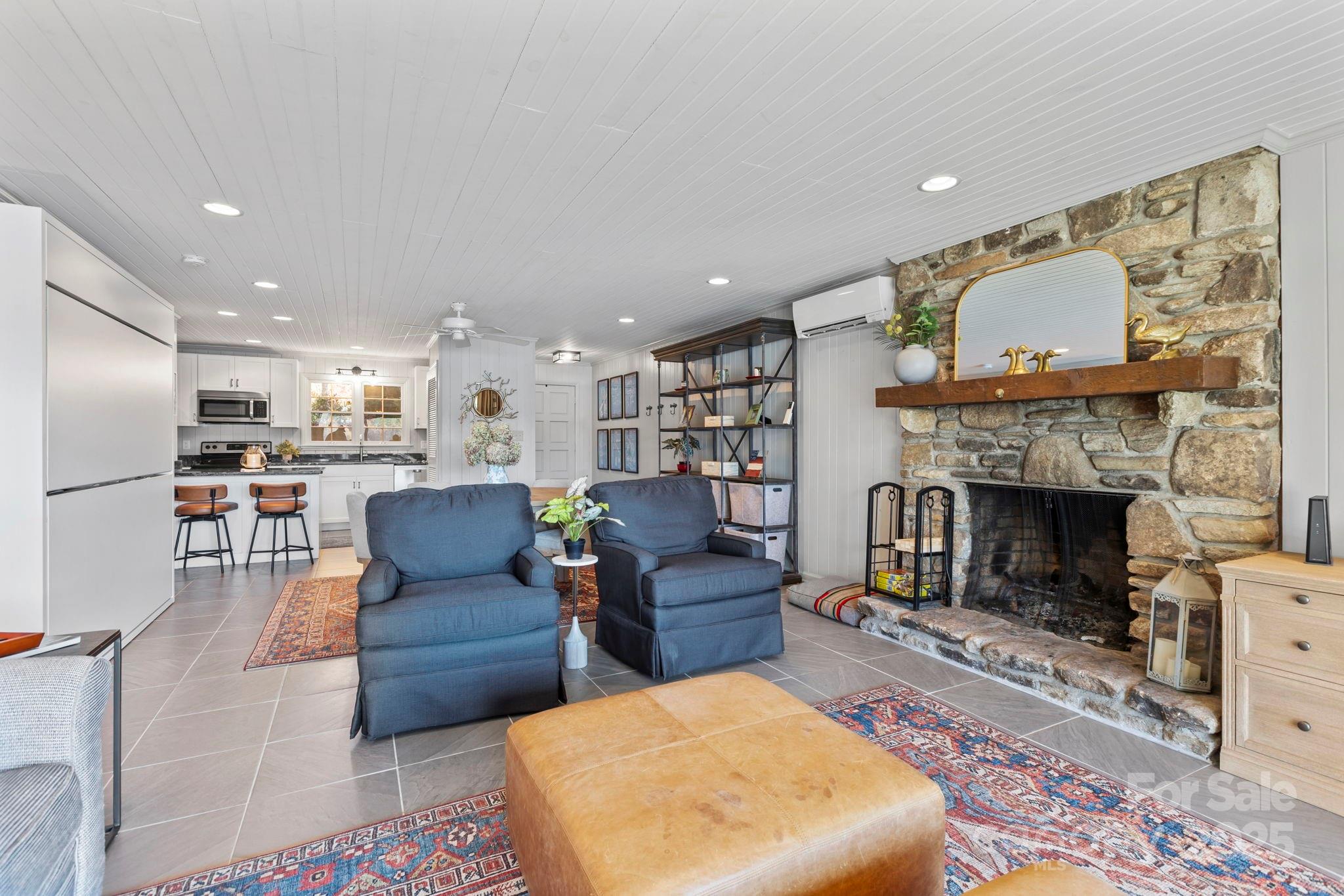 68 Toxaway Point #C1 — Lake Toxaway