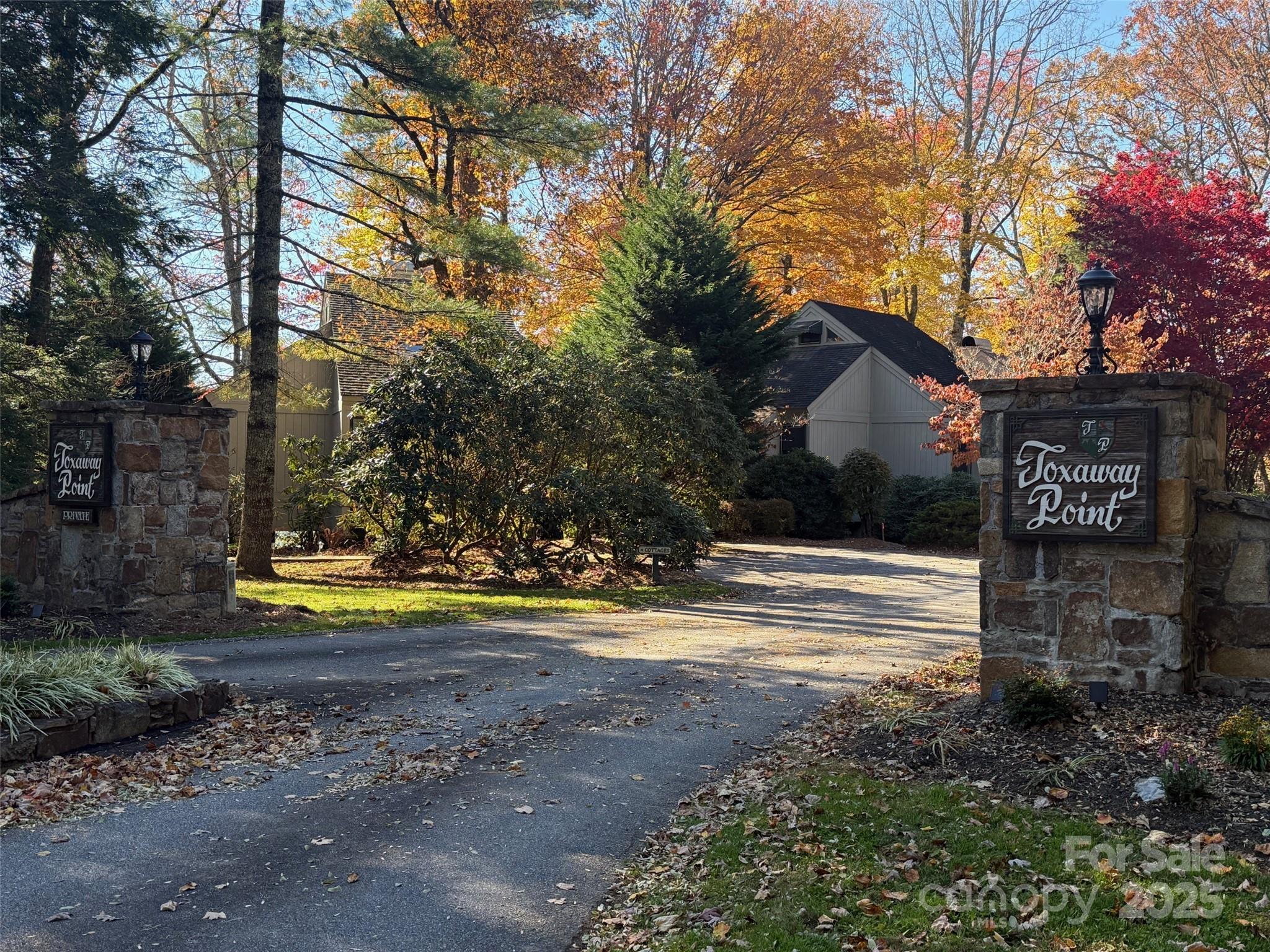 68 Toxaway Point #C1 — Lake Toxaway