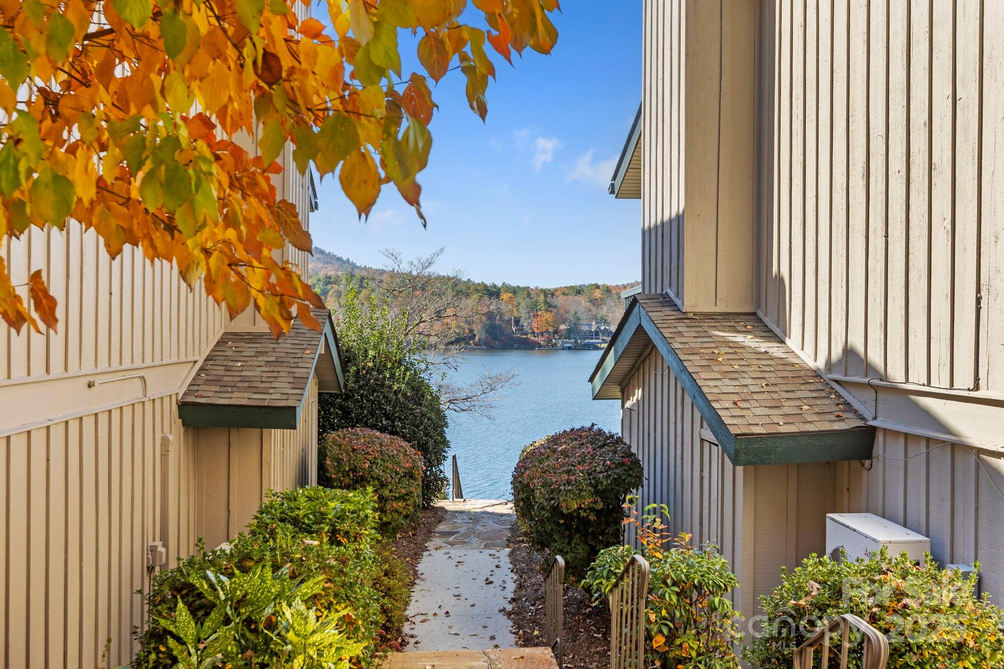 68 Toxaway Point #C1 — Lake Toxaway