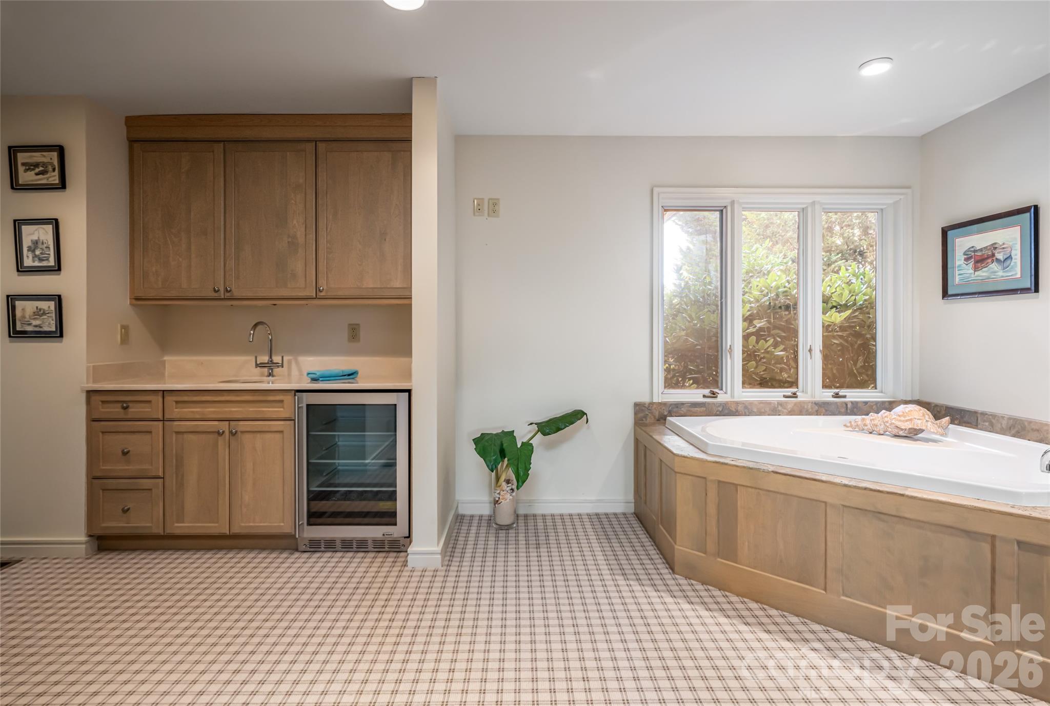 820 Laurel Ridge Drive — Waynesville