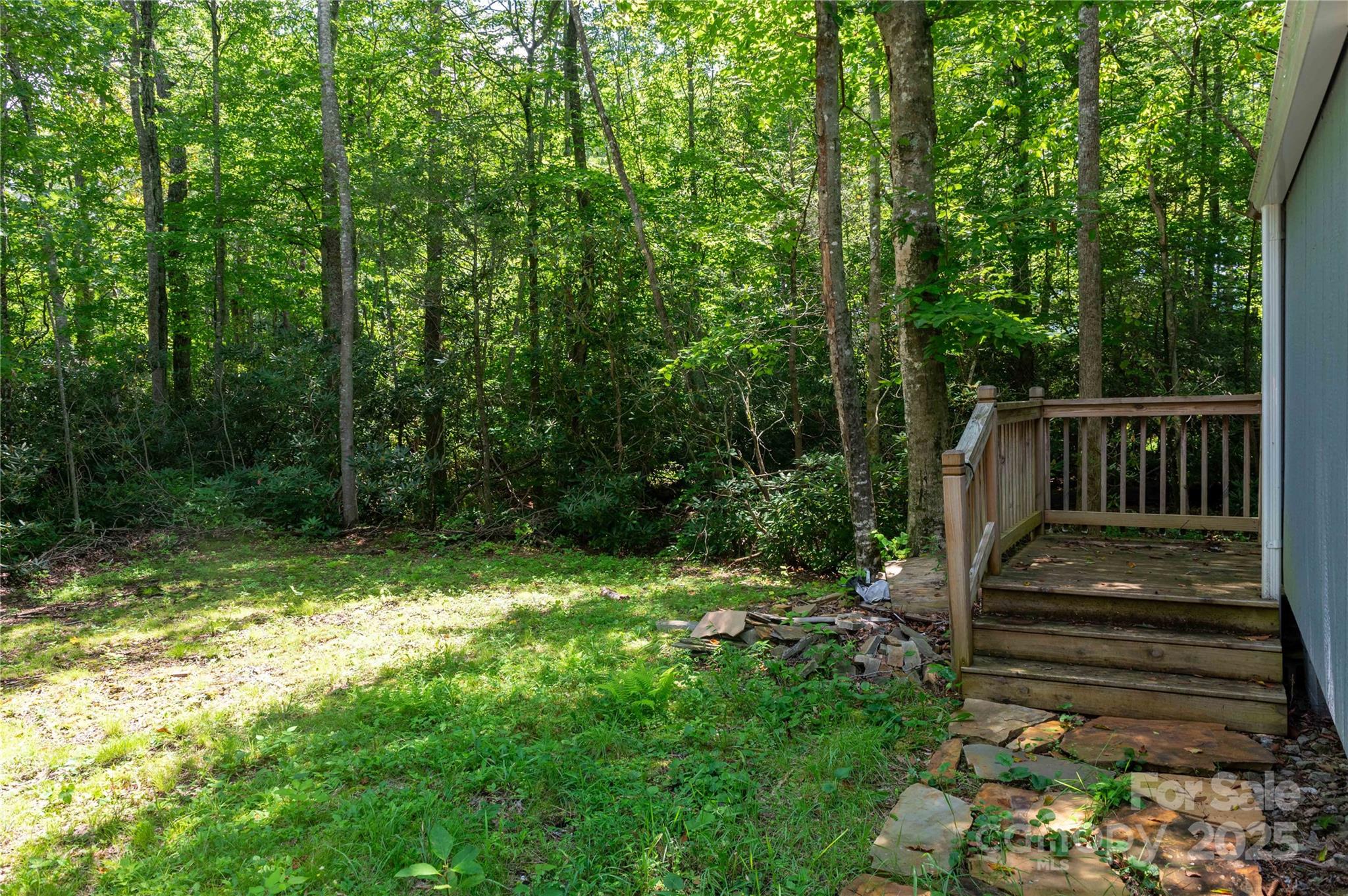 245 White Oak Creek Road — Burnsville