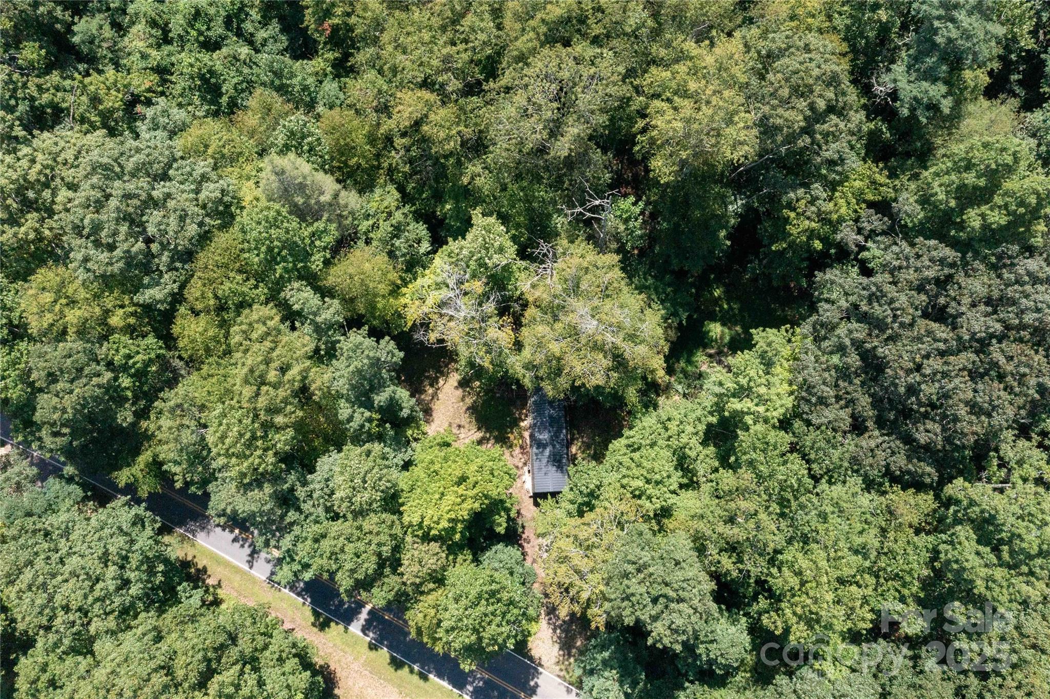 245 White Oak Creek Road — Burnsville