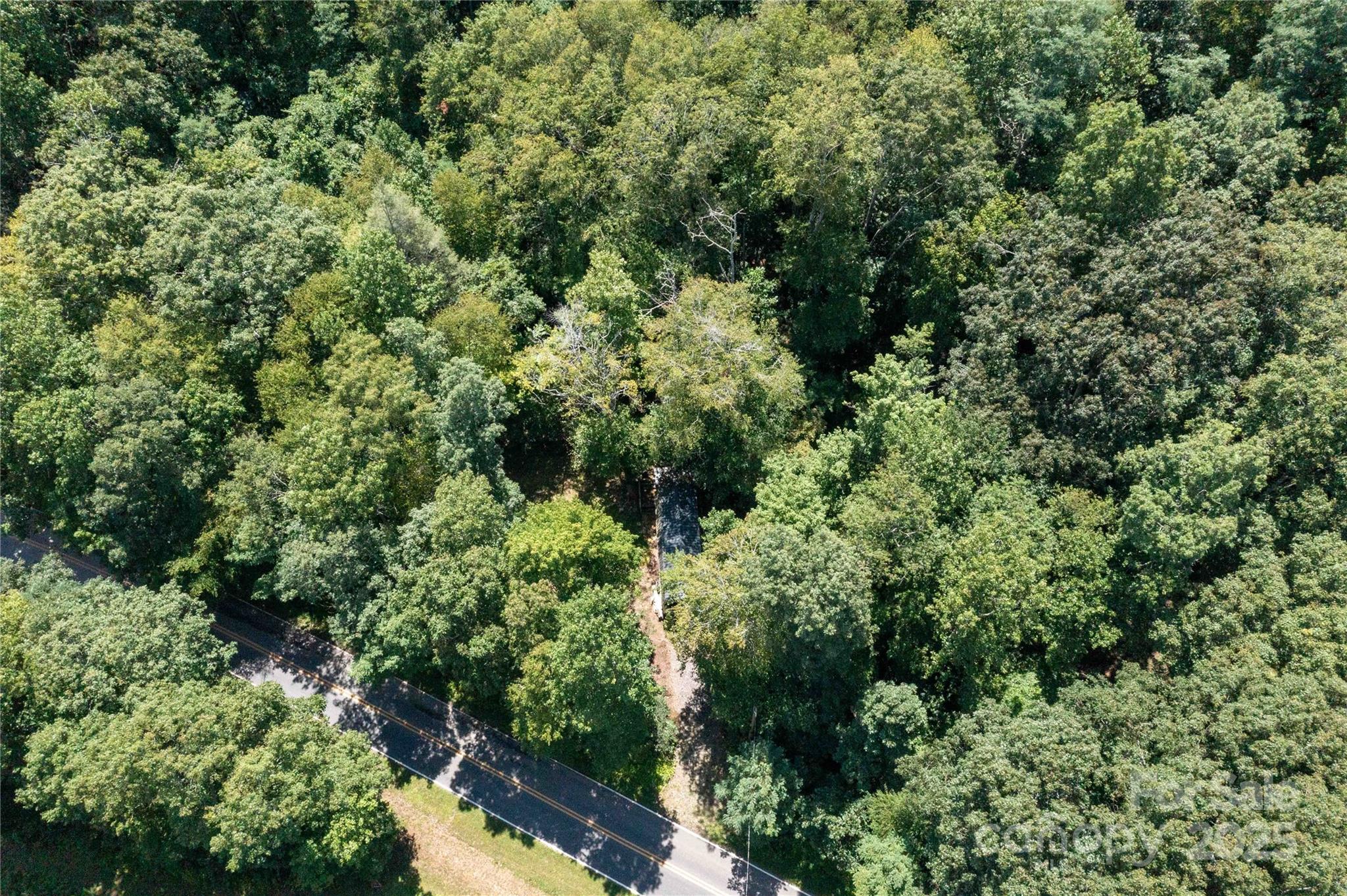 245 White Oak Creek Road — Burnsville