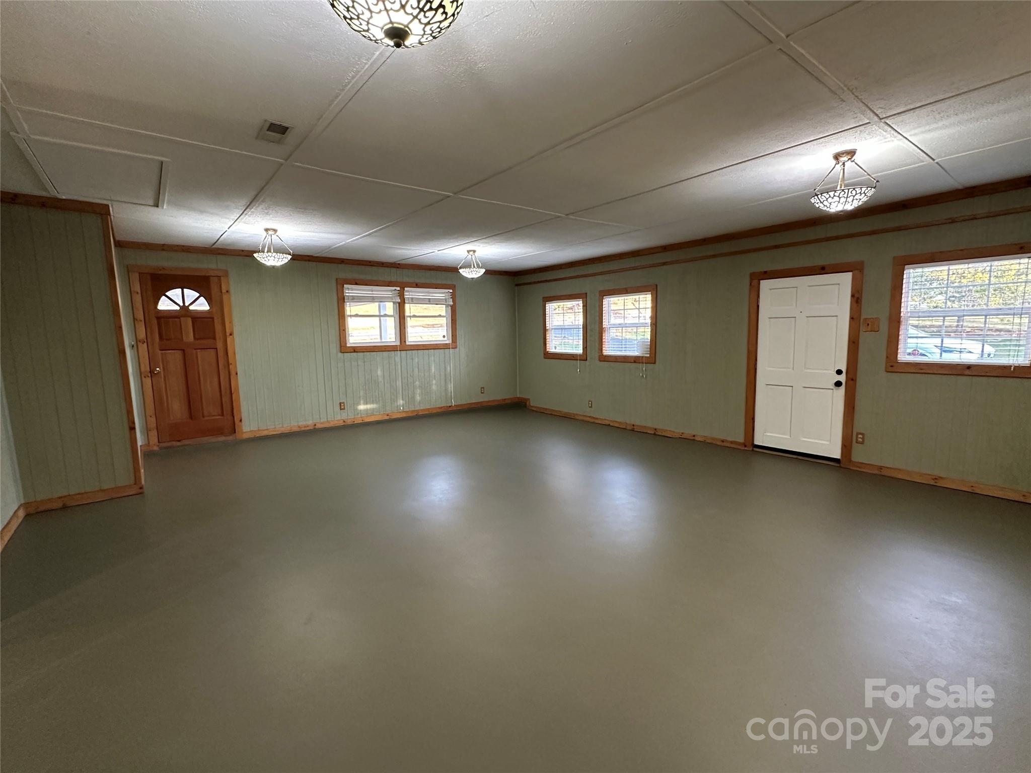2945 Freezer Locker Road — Hudson