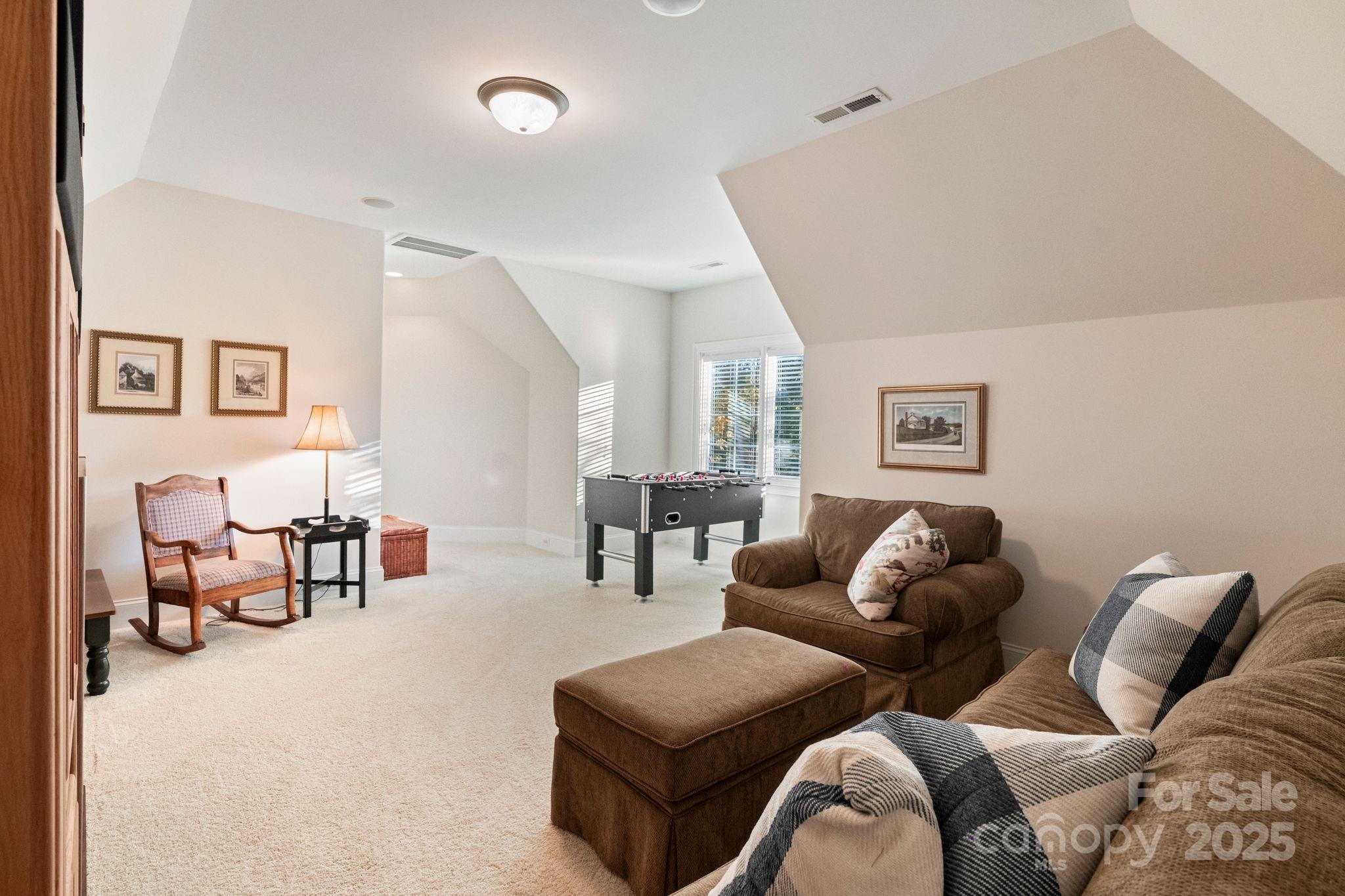 9225 Fair Oak Drive — Sherrills Ford