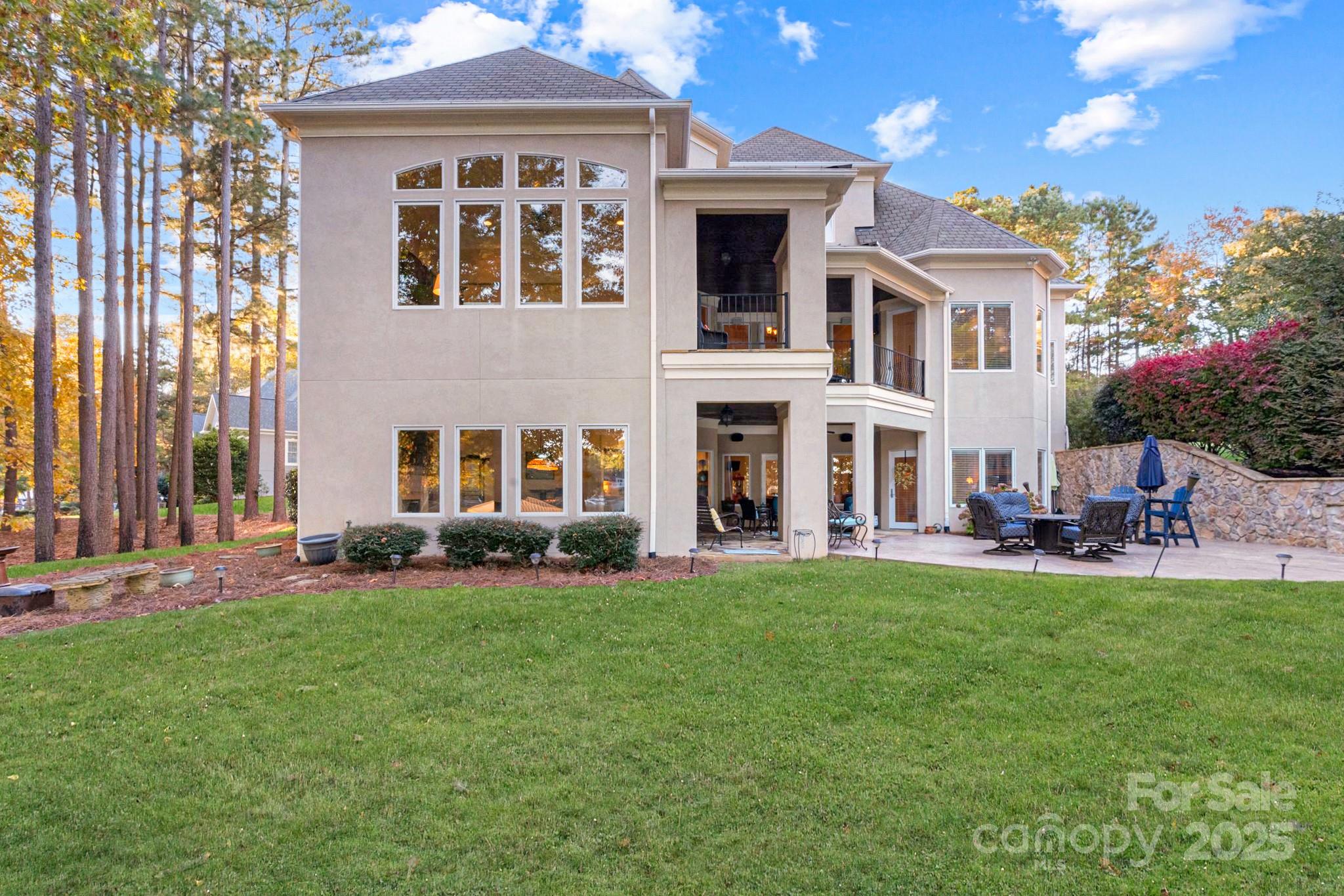 9225 Fair Oak Drive — Sherrills Ford