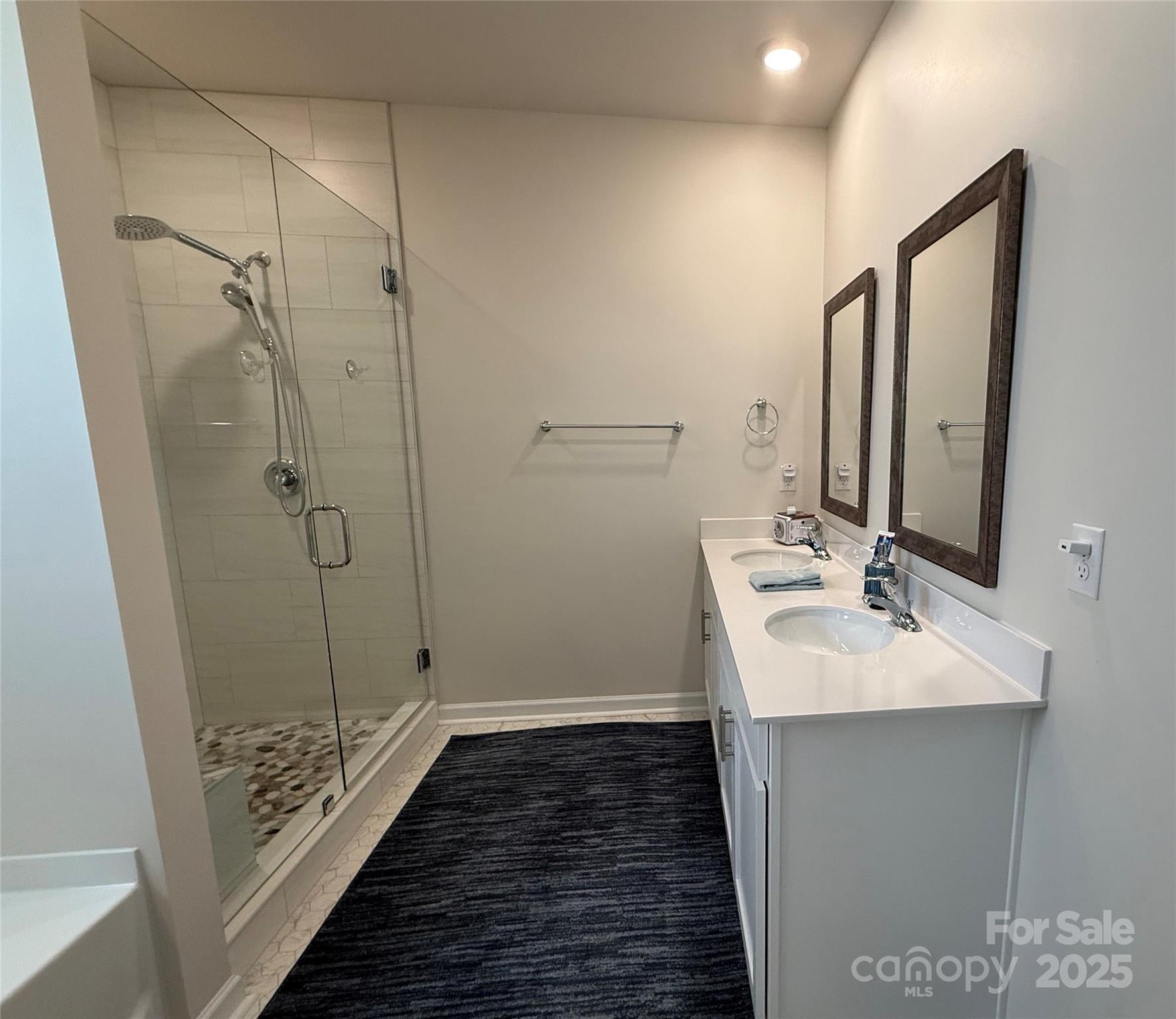 1131 Staghorn Avenue — Lyman