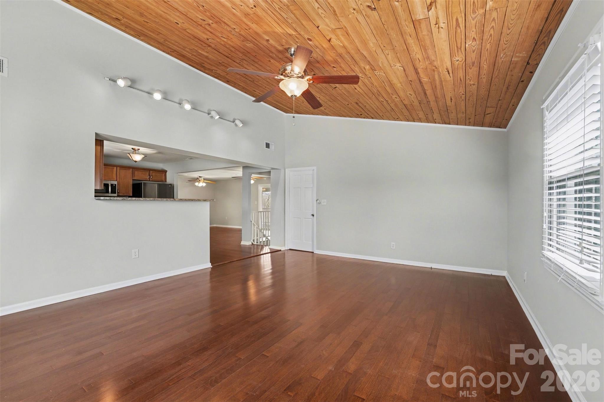 7088 Wateredge Drive — Sherrills Ford