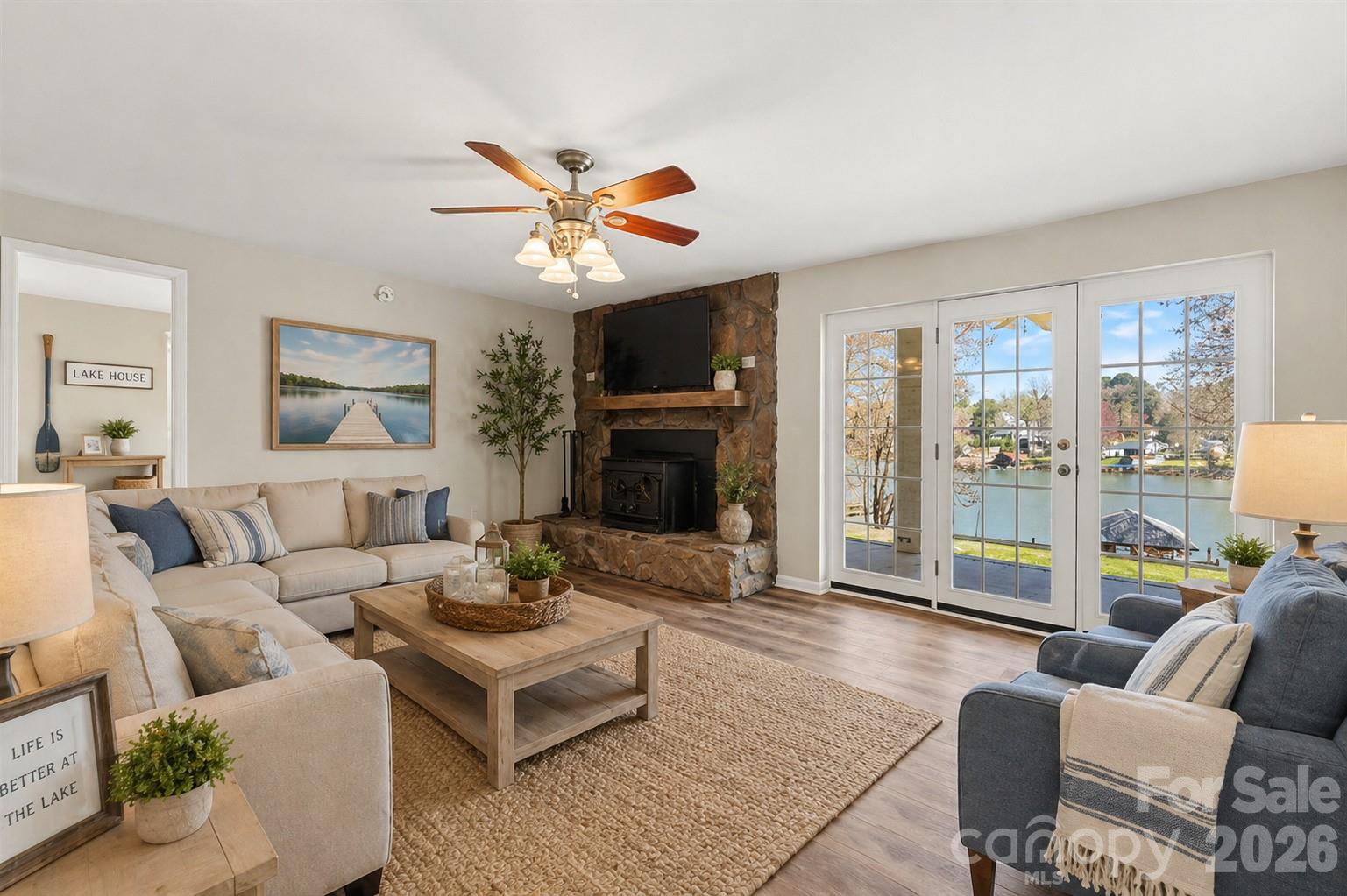7088 Wateredge Drive — Sherrills Ford