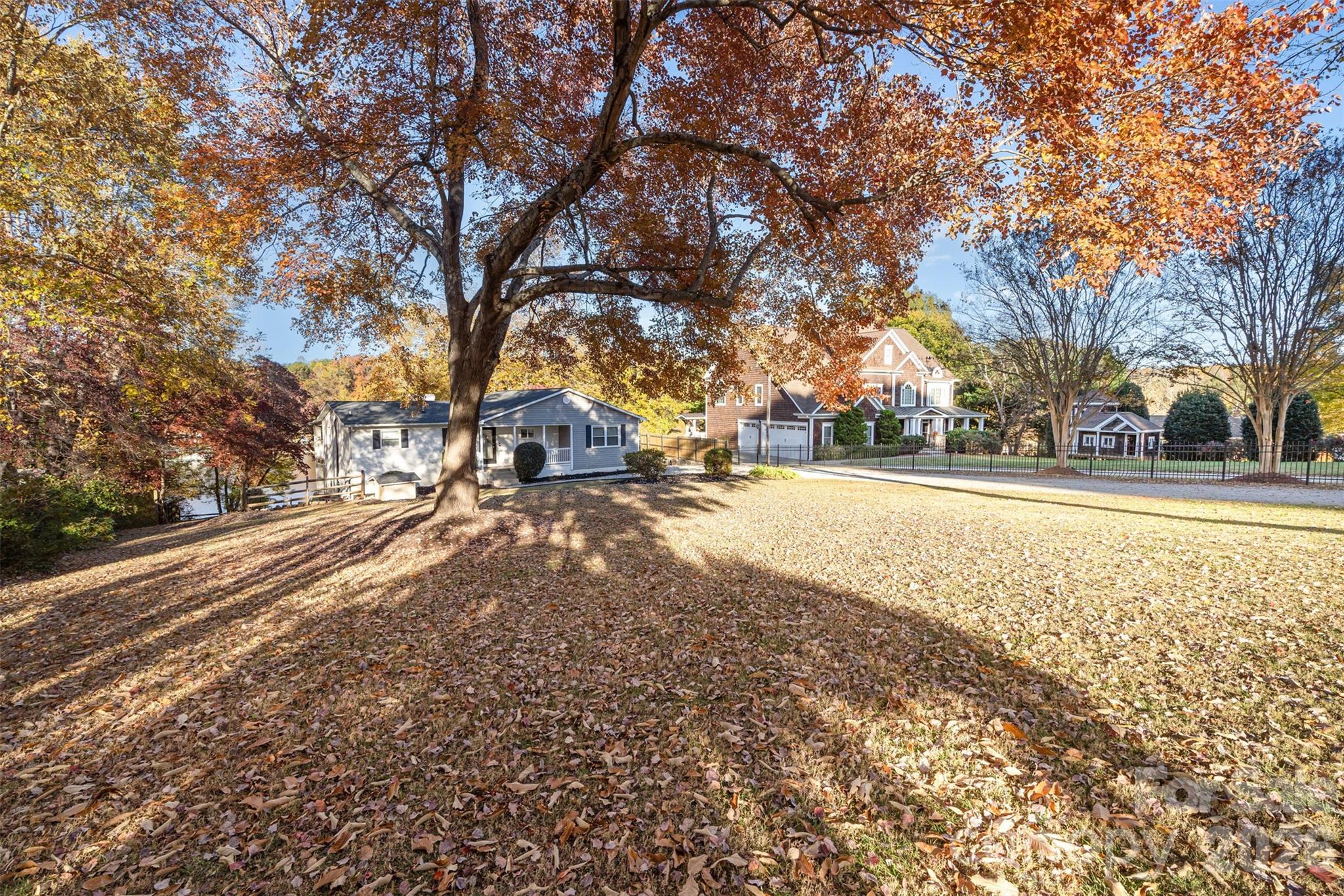 7088 Wateredge Drive — Sherrills Ford
