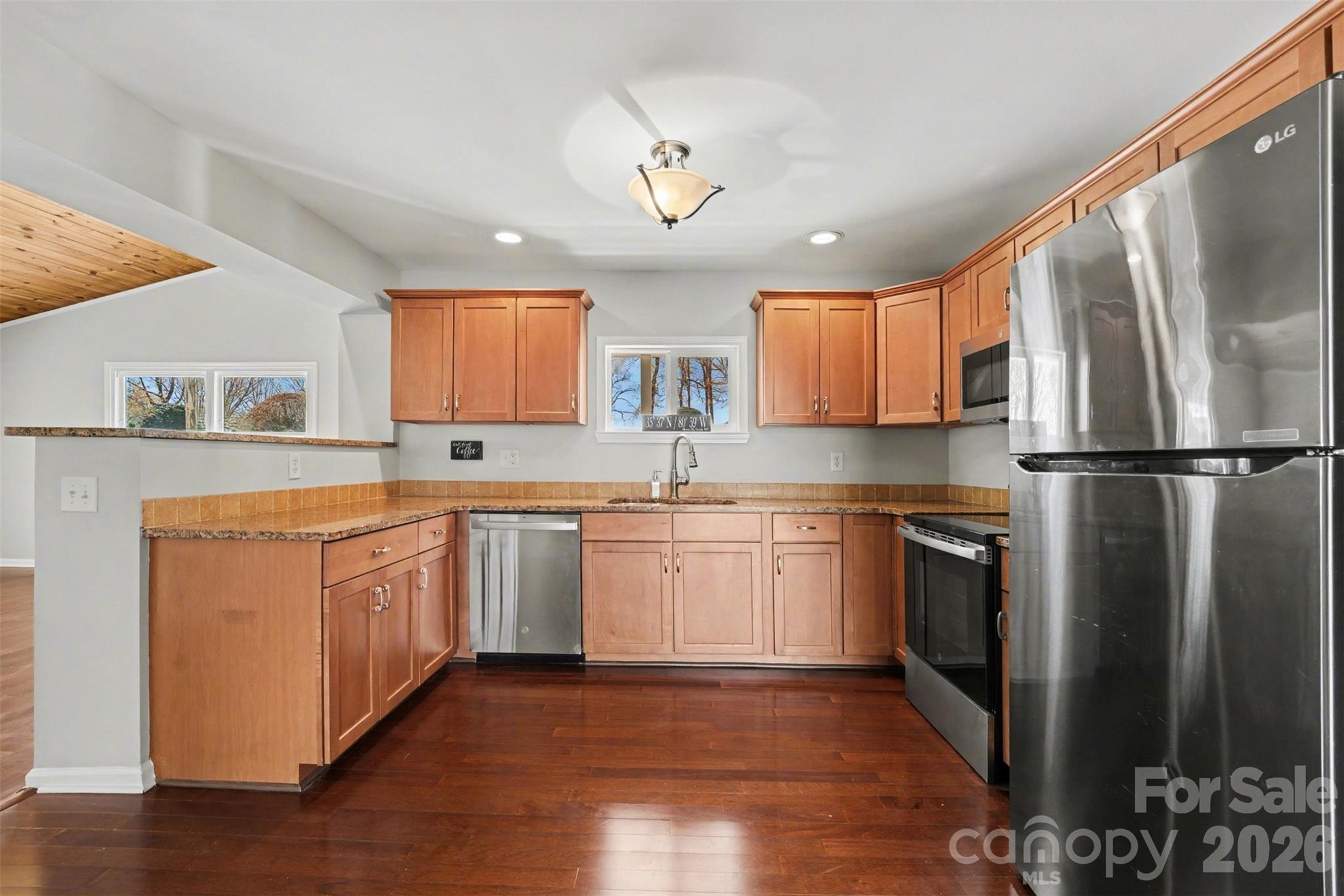 7088 Wateredge Drive — Sherrills Ford