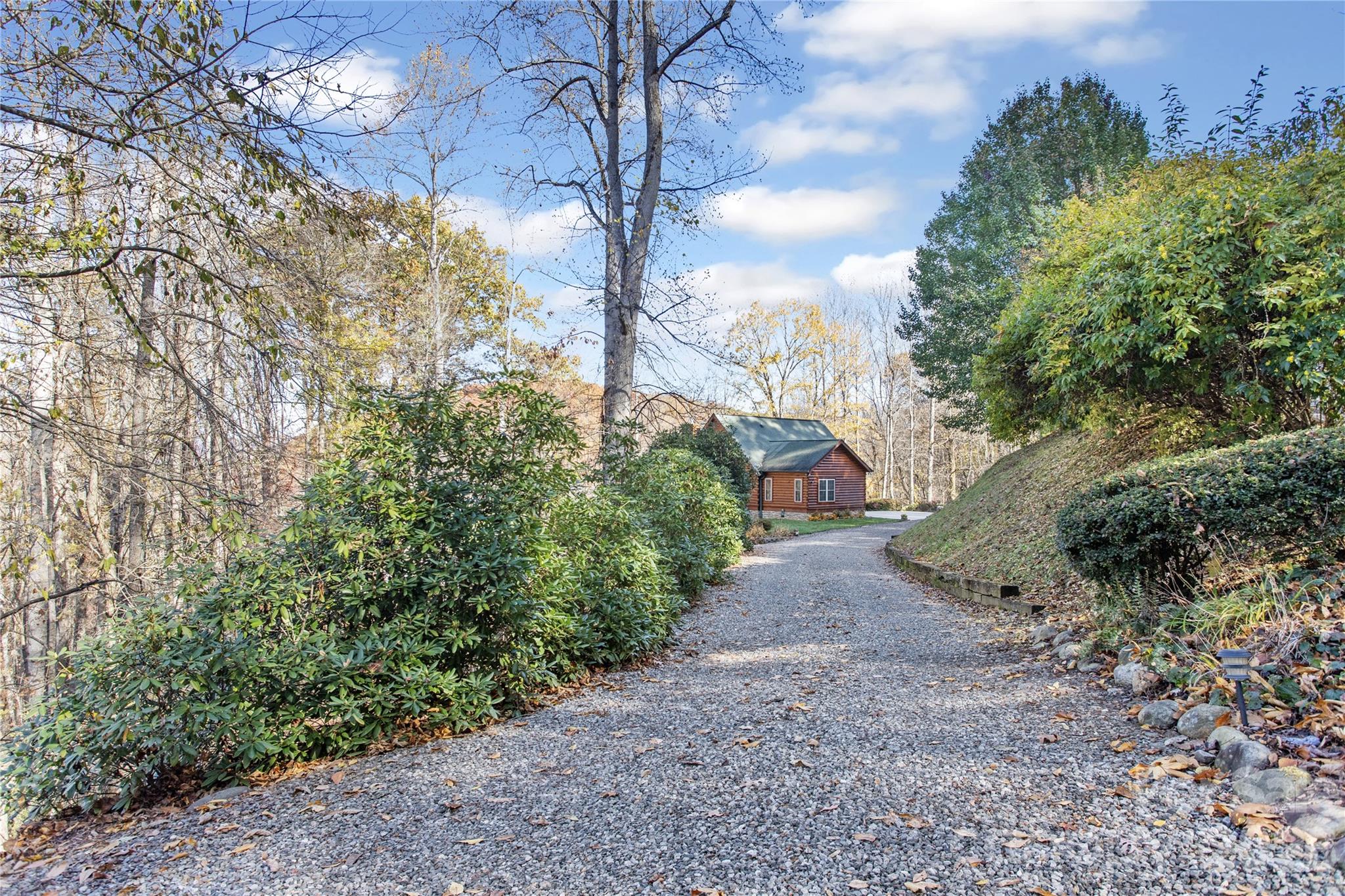 17 Aaron Way — Waynesville