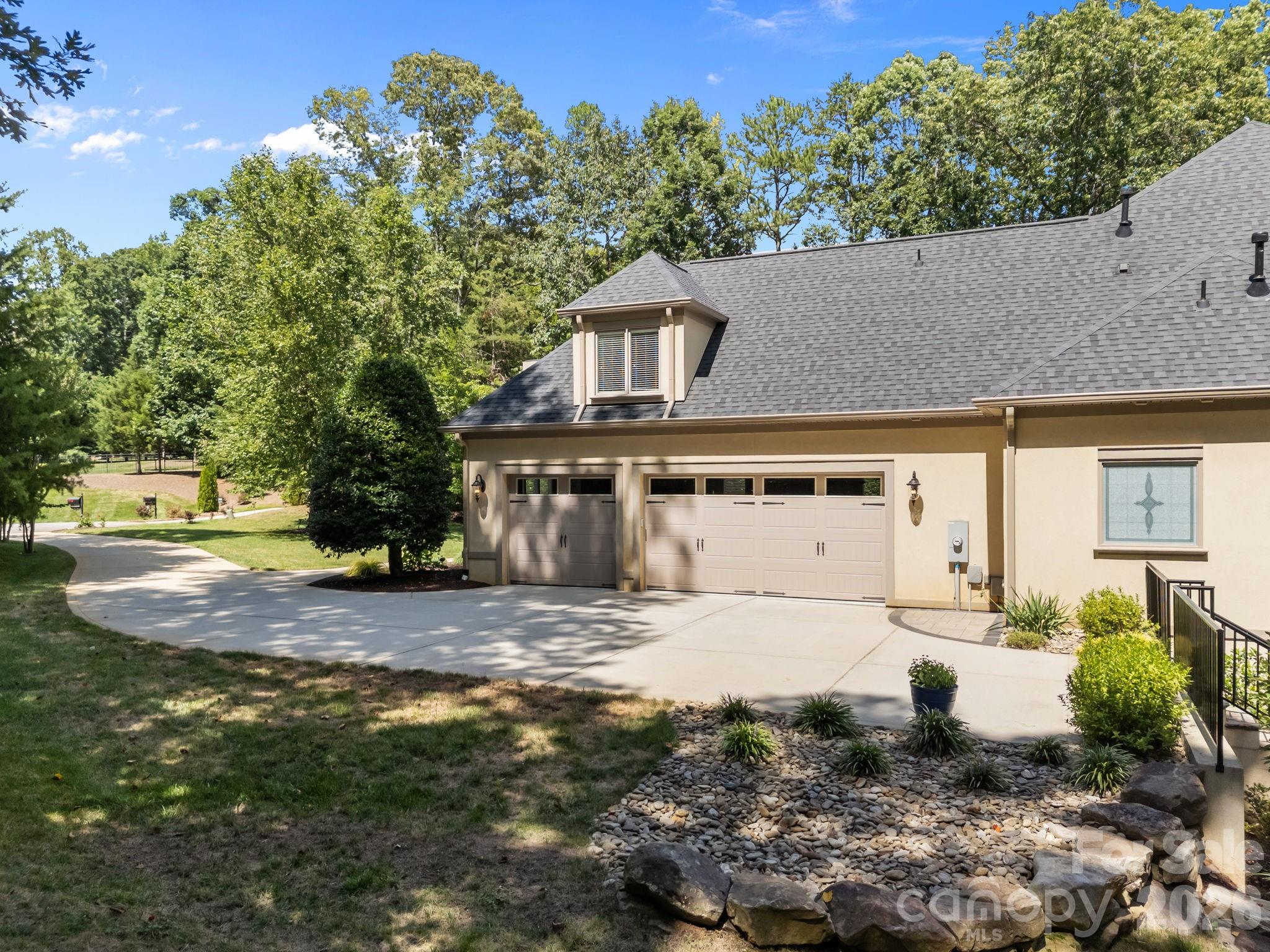 242 Anniston Way — Davidson