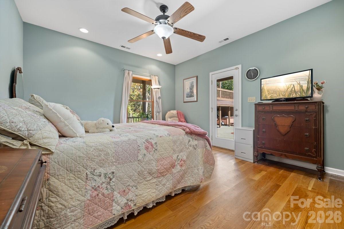 492 Starr Ridge Road — Gaffney