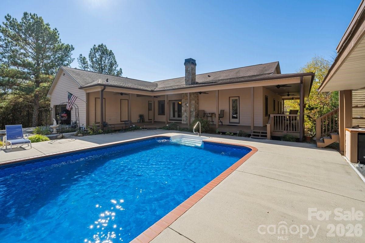 492 Starr Ridge Road — Gaffney