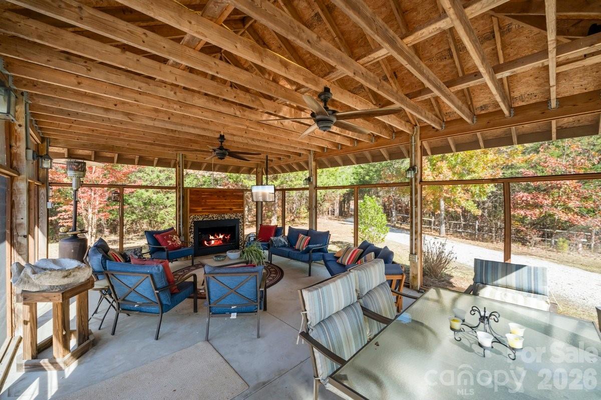 492 Starr Ridge Road — Gaffney