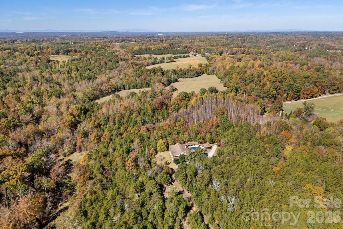 492 Starr Ridge Road — Gaffney