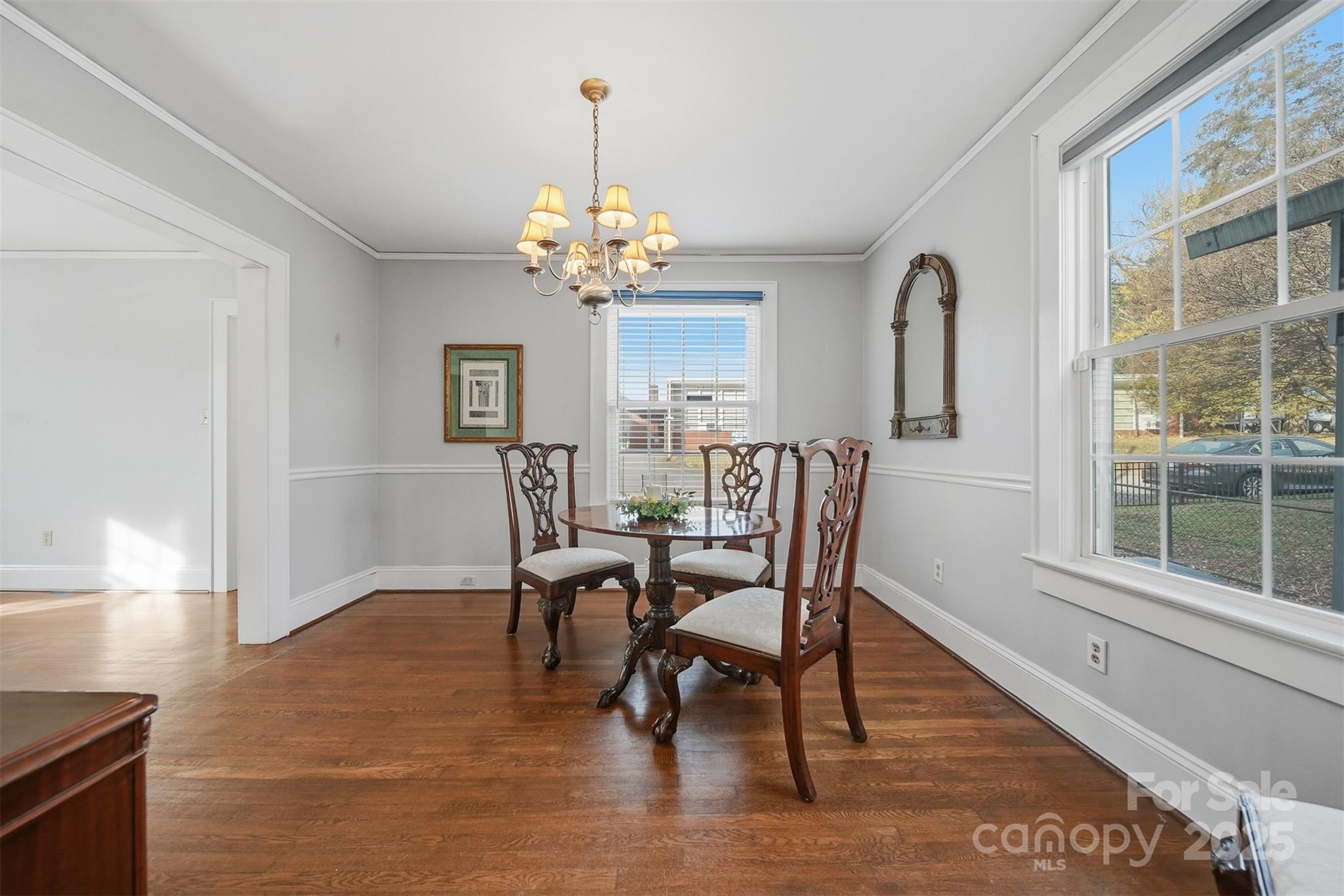 323 4th Street Place SW — Hickory