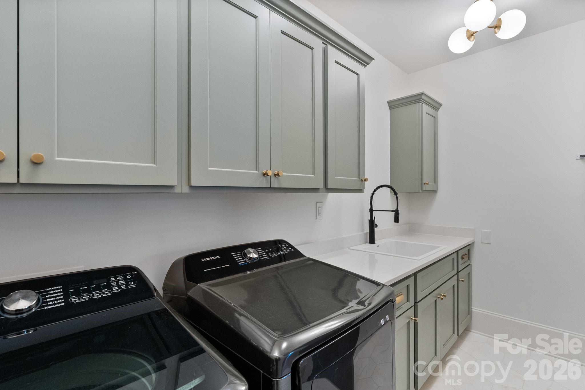7114 Asbury Village Lane — Huntersville
