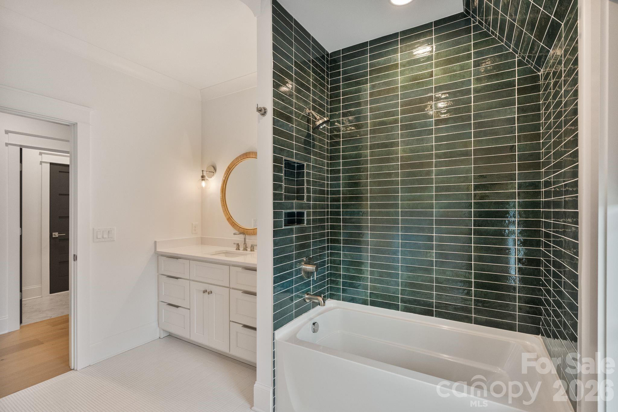 7114 Asbury Village Lane — Huntersville