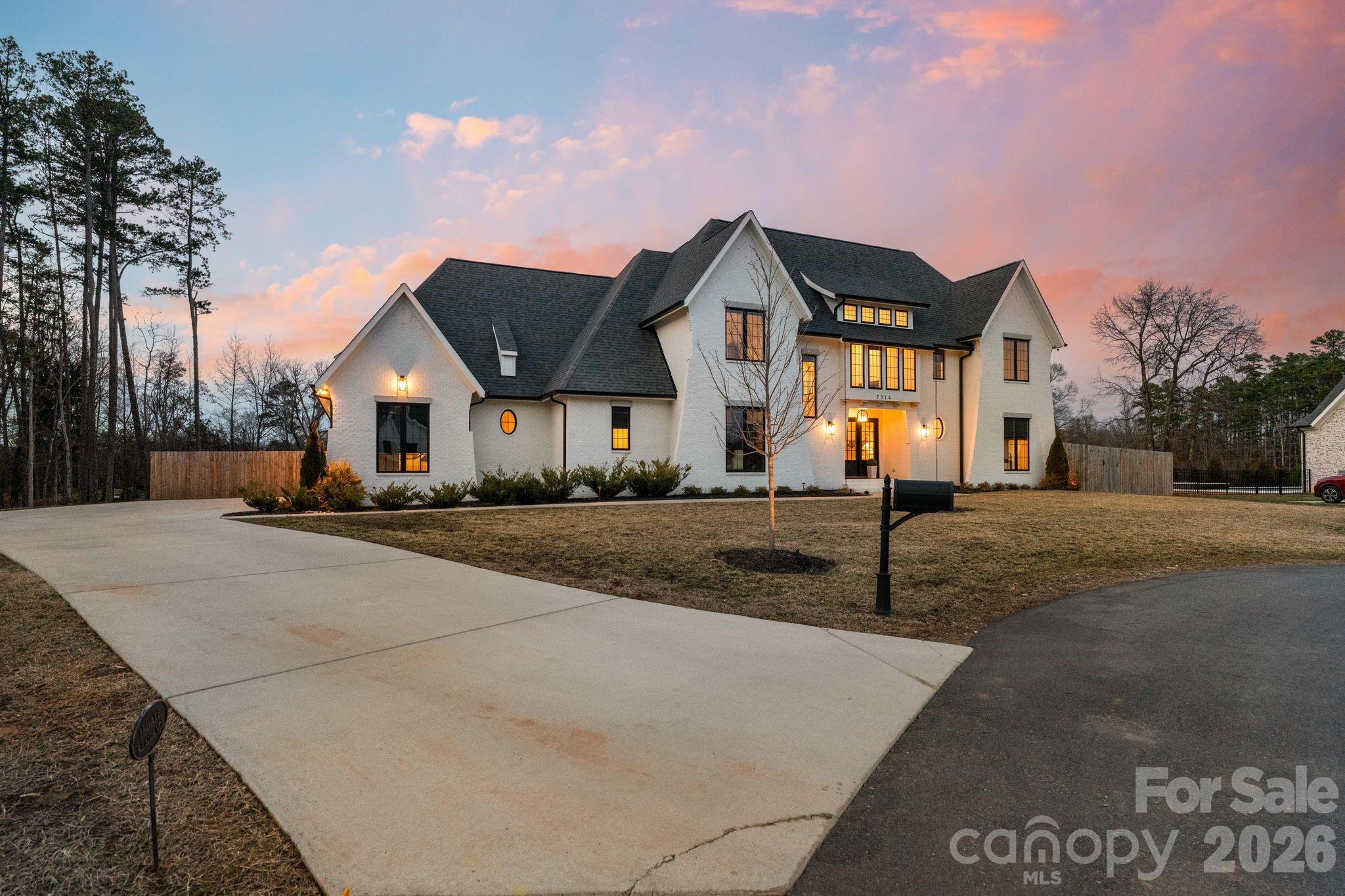 7114 Asbury Village Lane — Huntersville