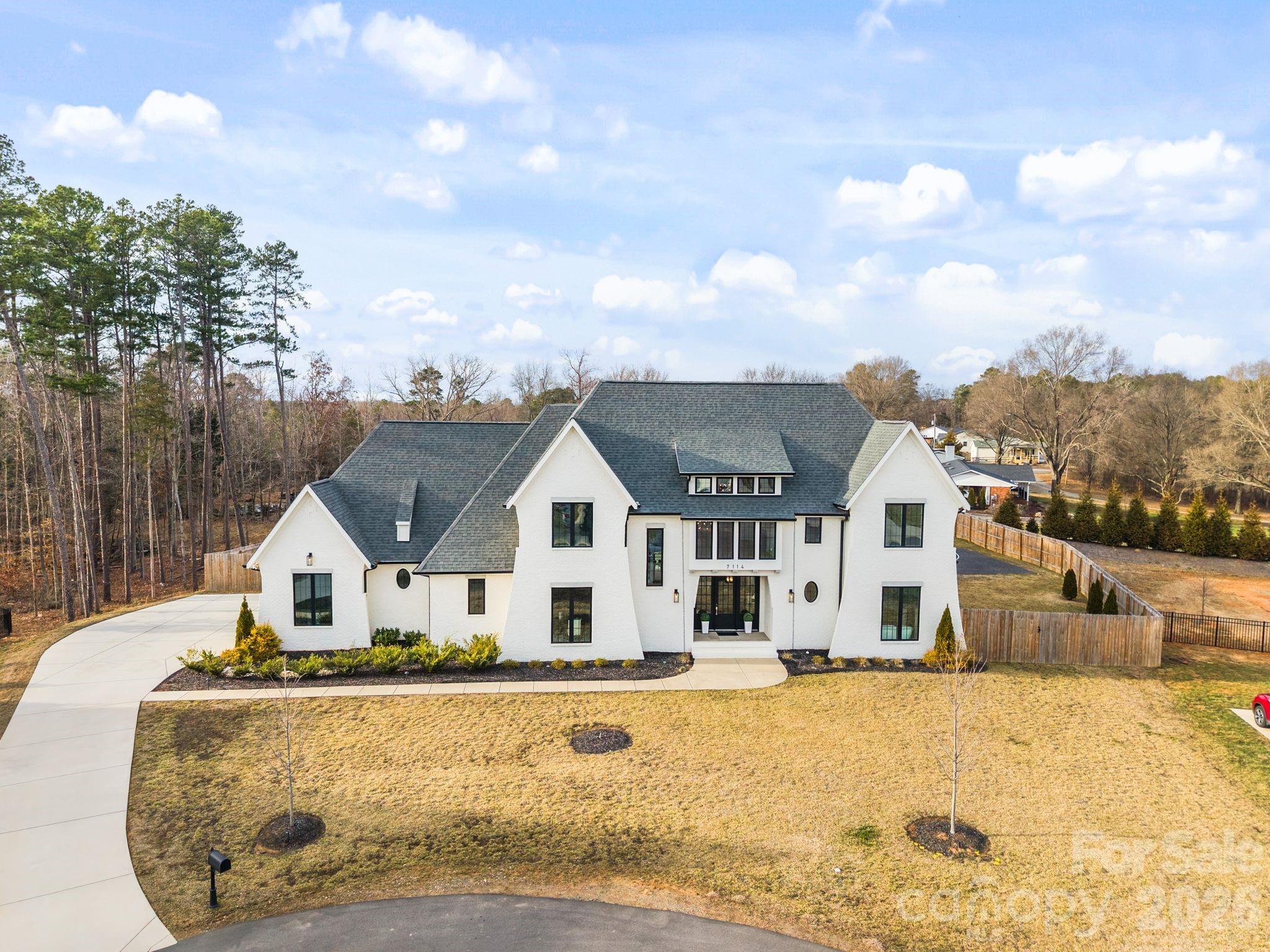 7114 Asbury Village Lane — Huntersville