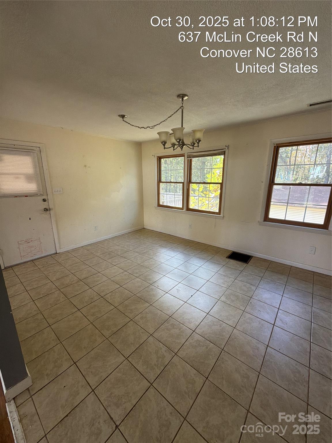 637 N Mclin Creek Road — Conover
