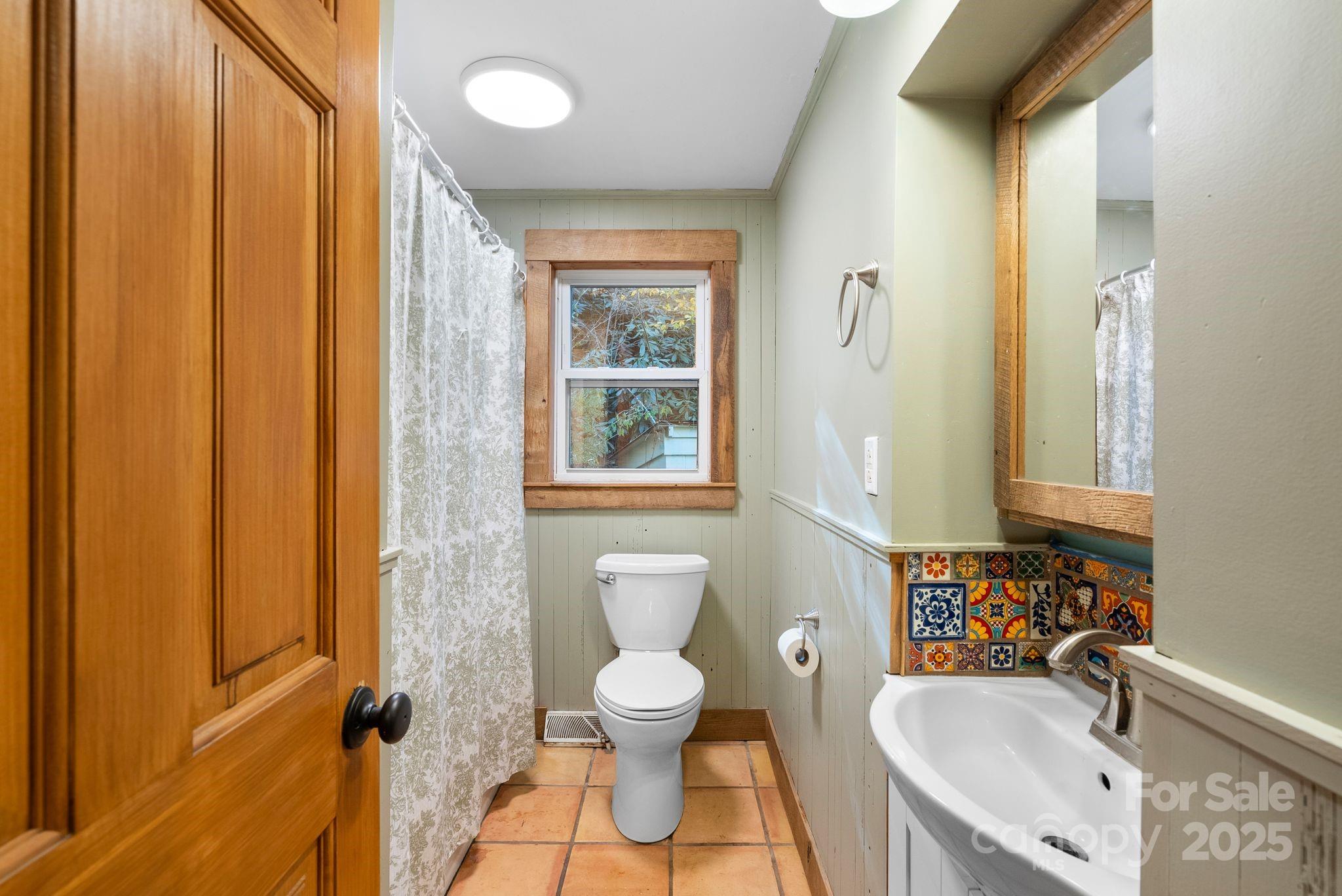 456 Rector Corner Road — Marshall