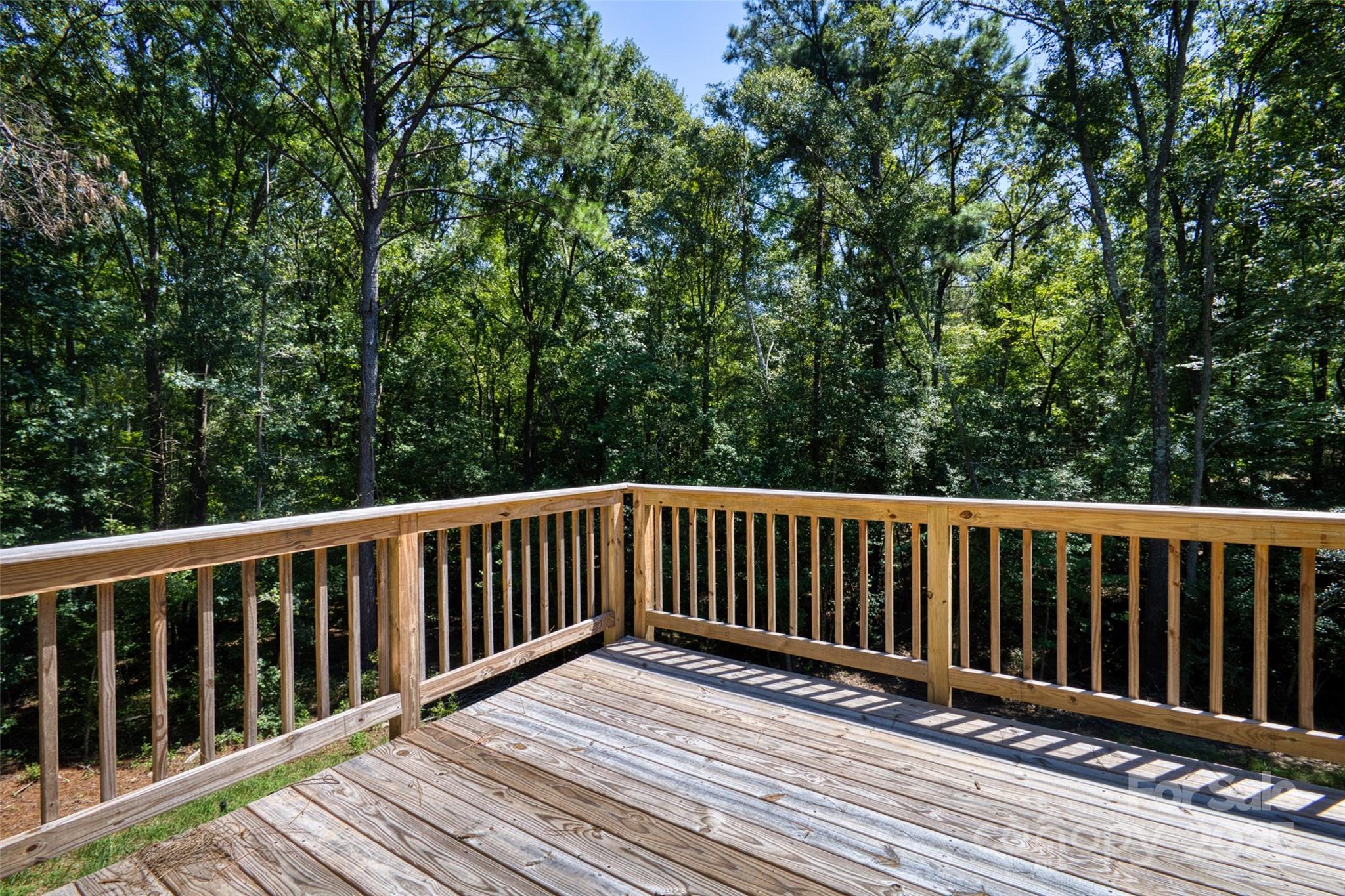 1541 Riverview Circle — Fort Lawn