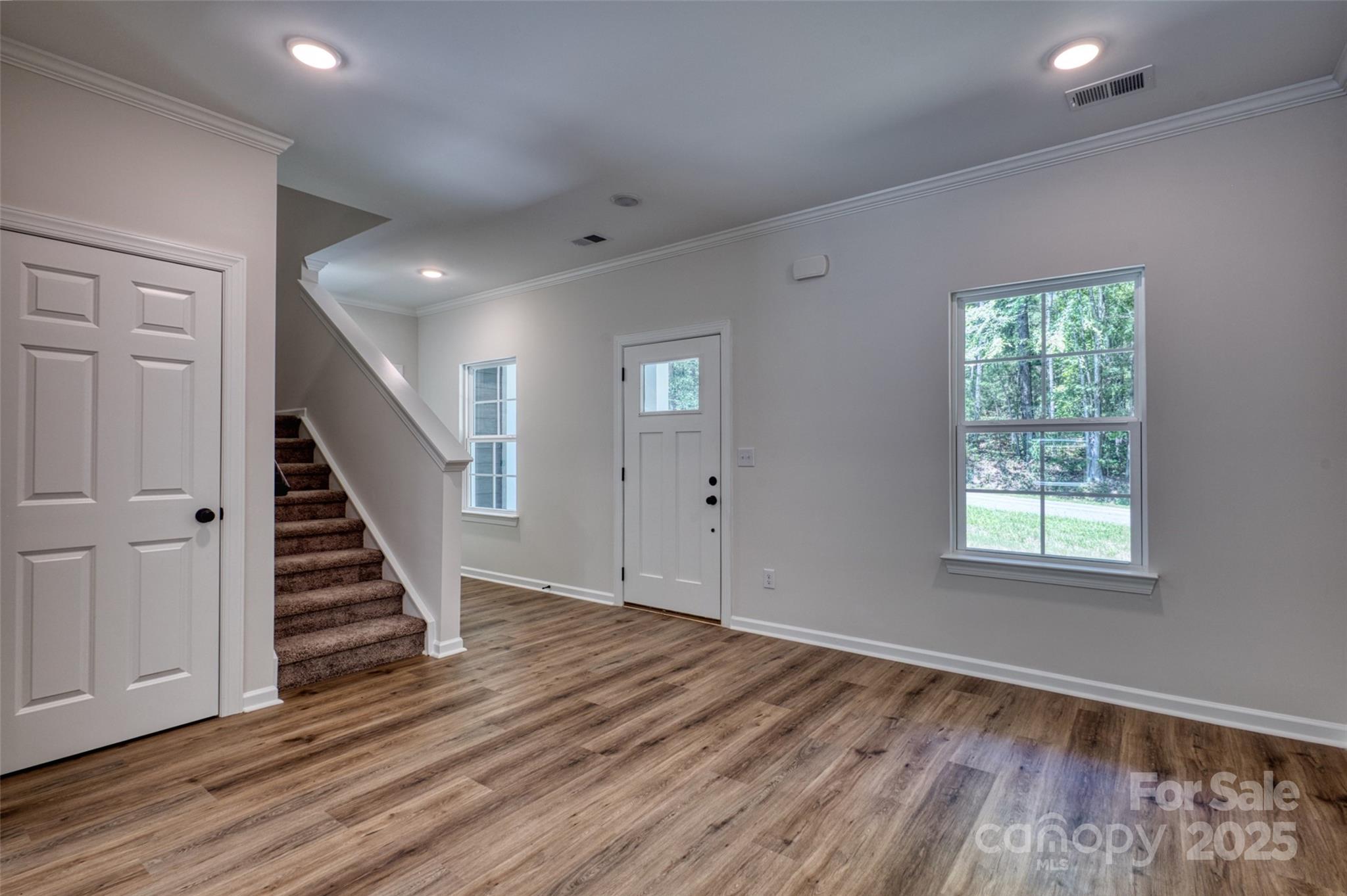 1541 Riverview Circle — Fort Lawn