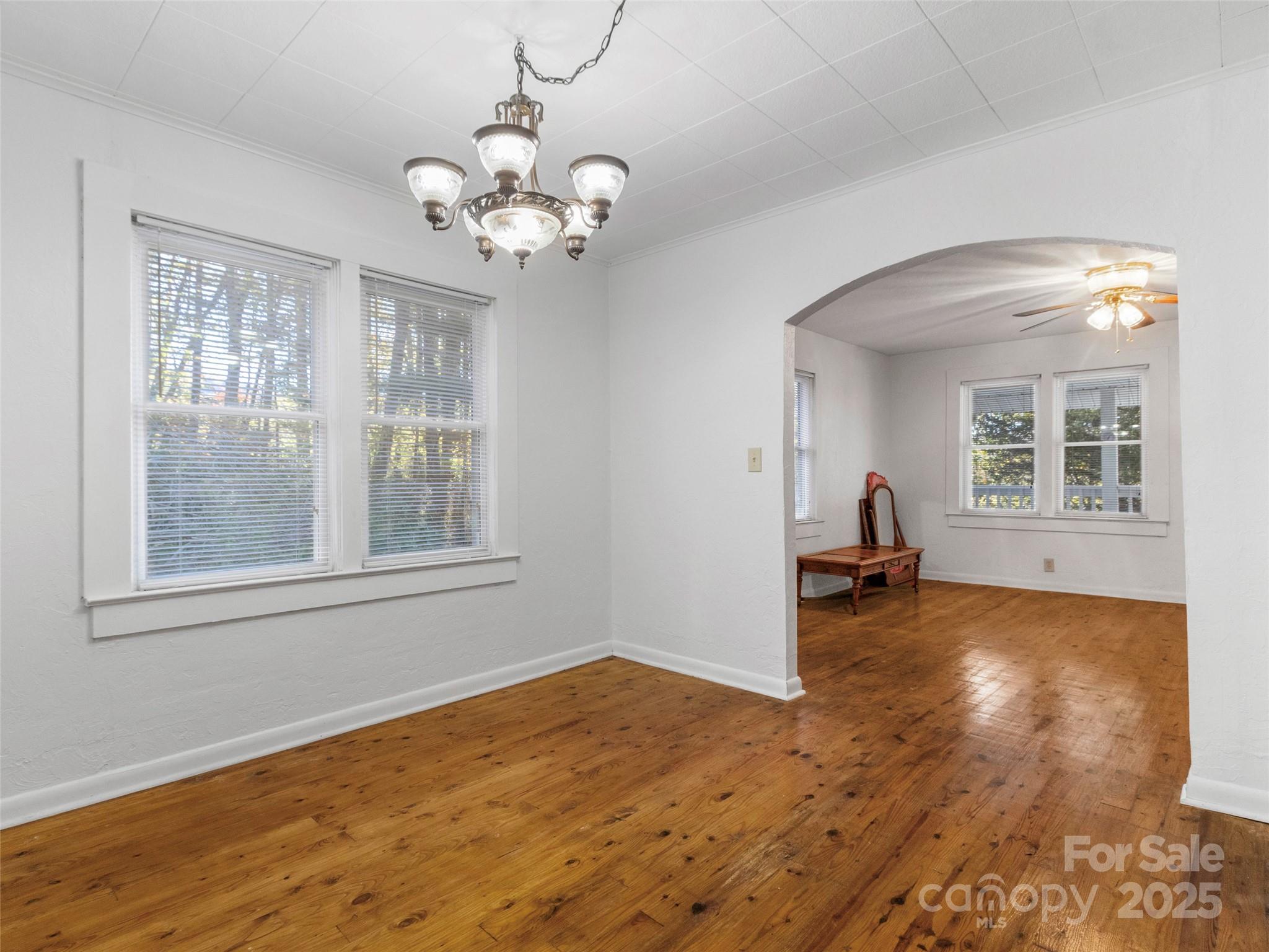 96 Thompson Road — Spruce Pine