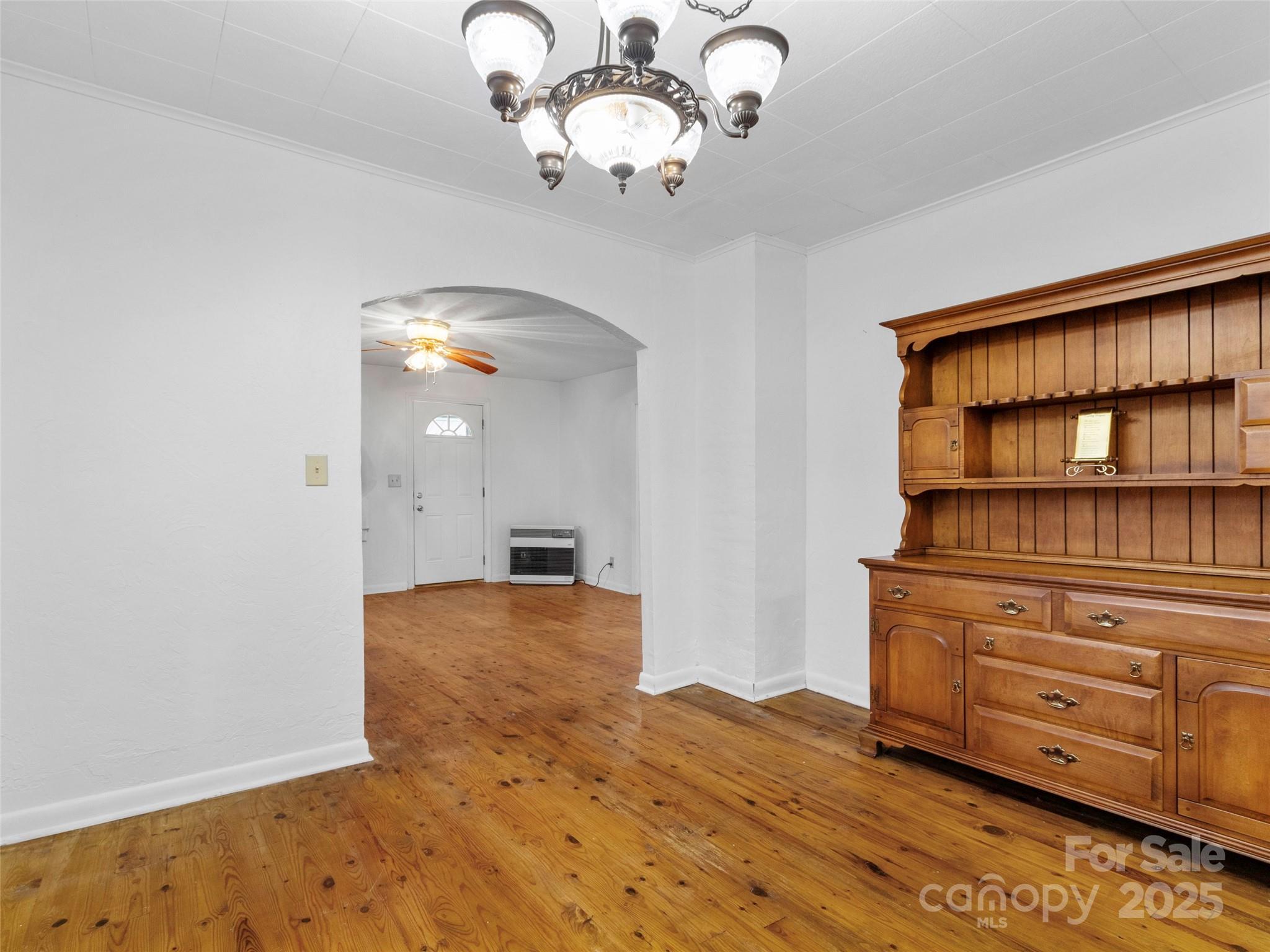 96 Thompson Road — Spruce Pine