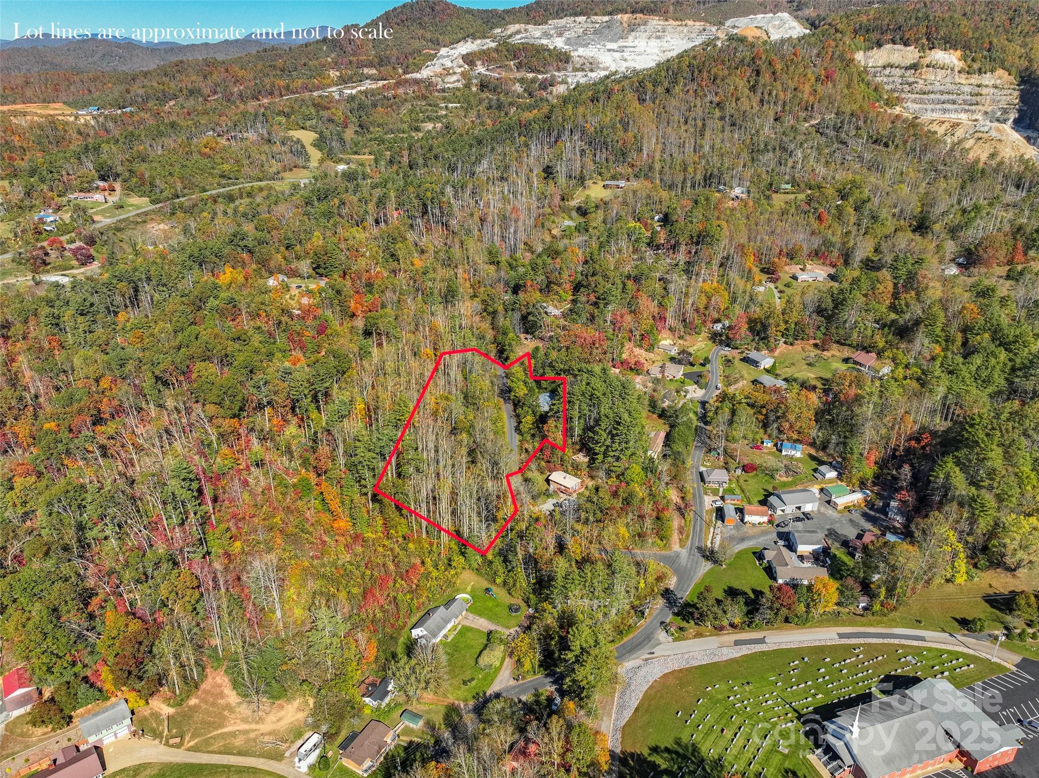 96 Thompson Road — Spruce Pine