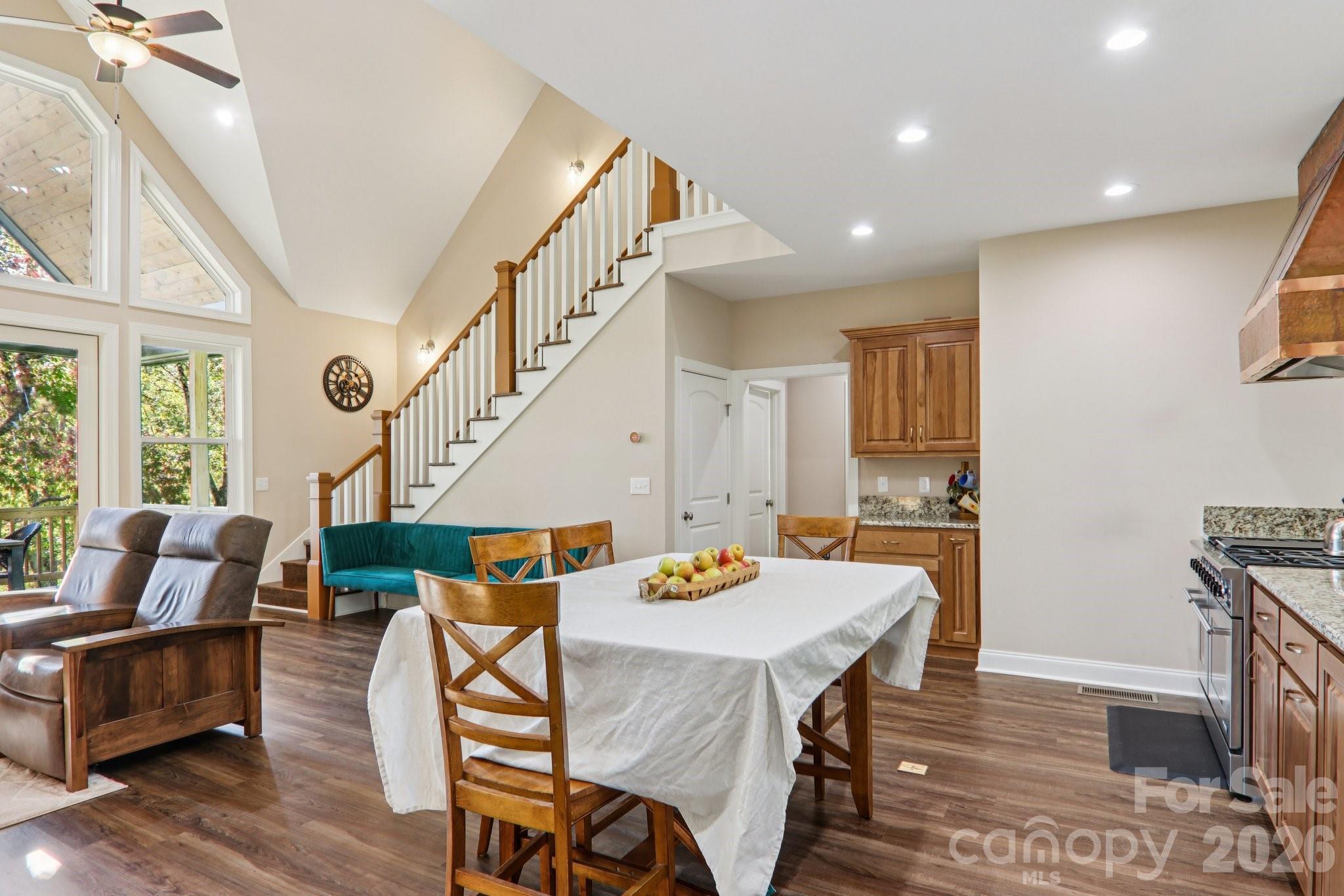 1367 Old Mill Road — Hendersonville