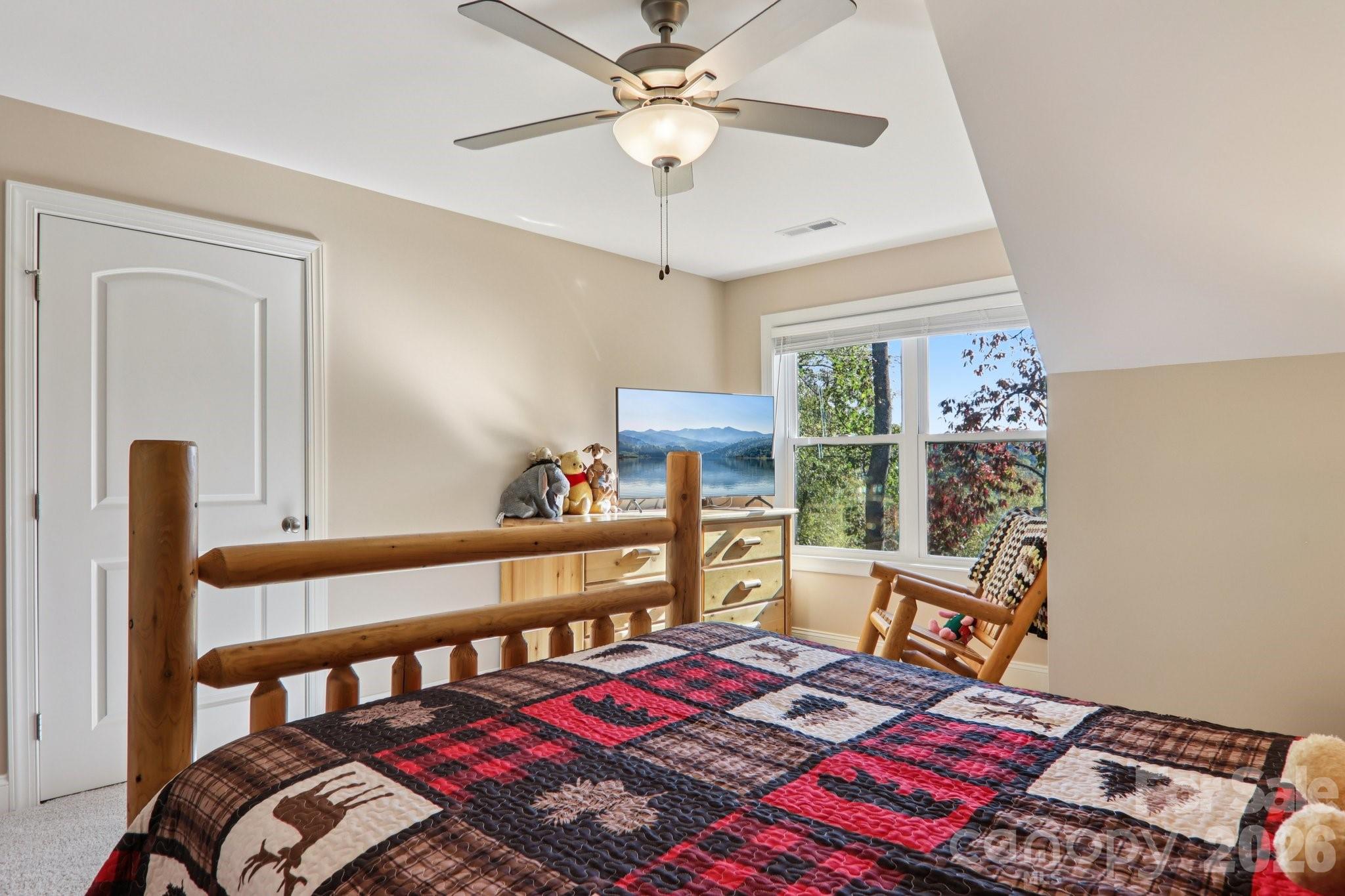 1367 Old Mill Road — Hendersonville