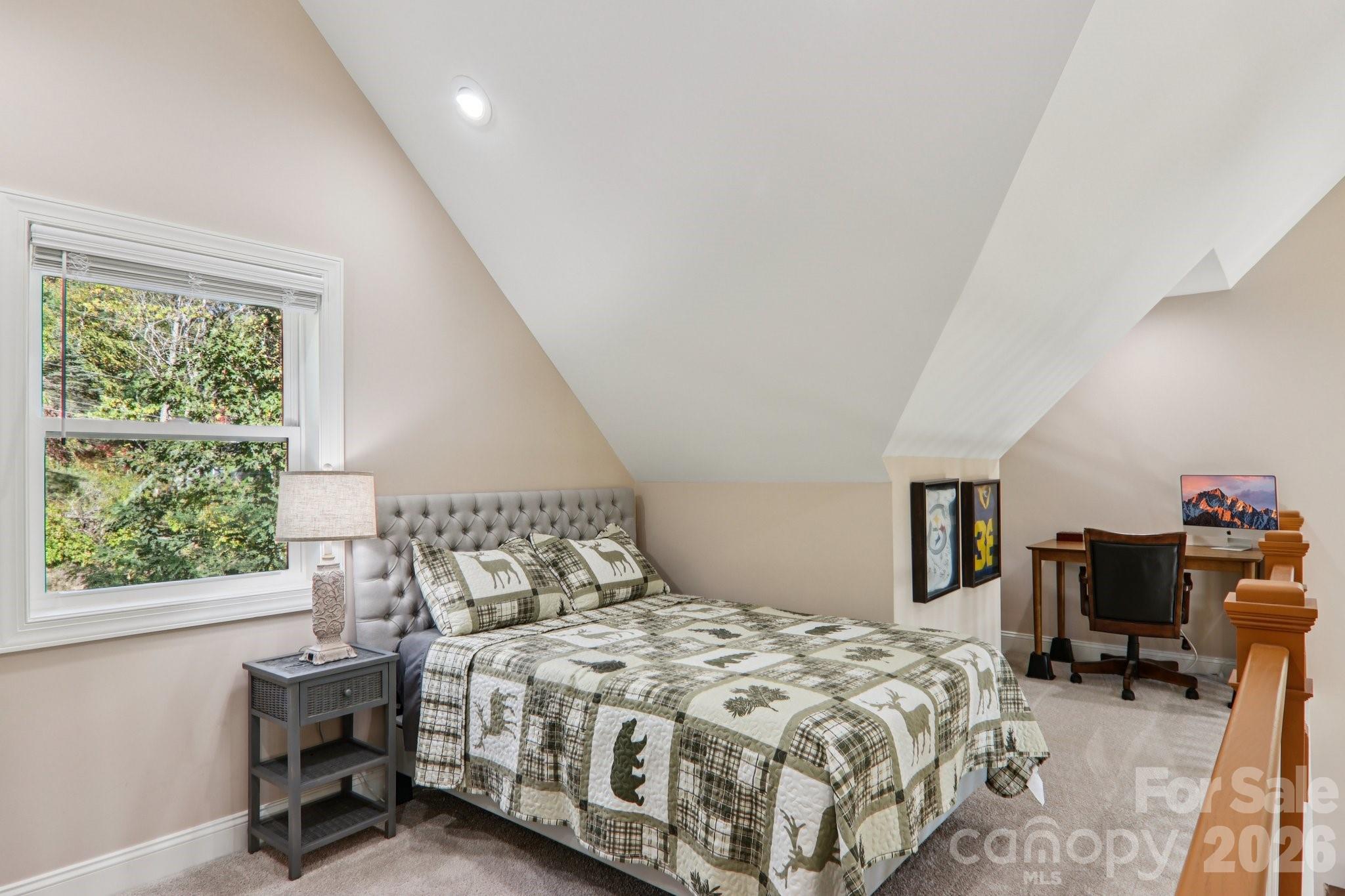 1367 Old Mill Road — Hendersonville