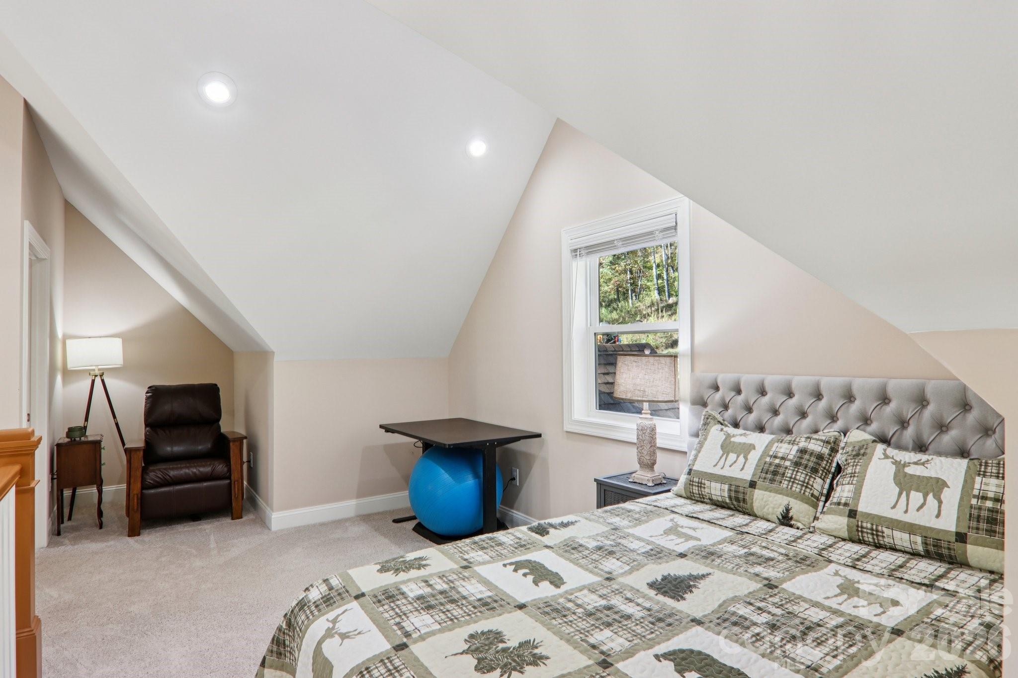 1367 Old Mill Road — Hendersonville