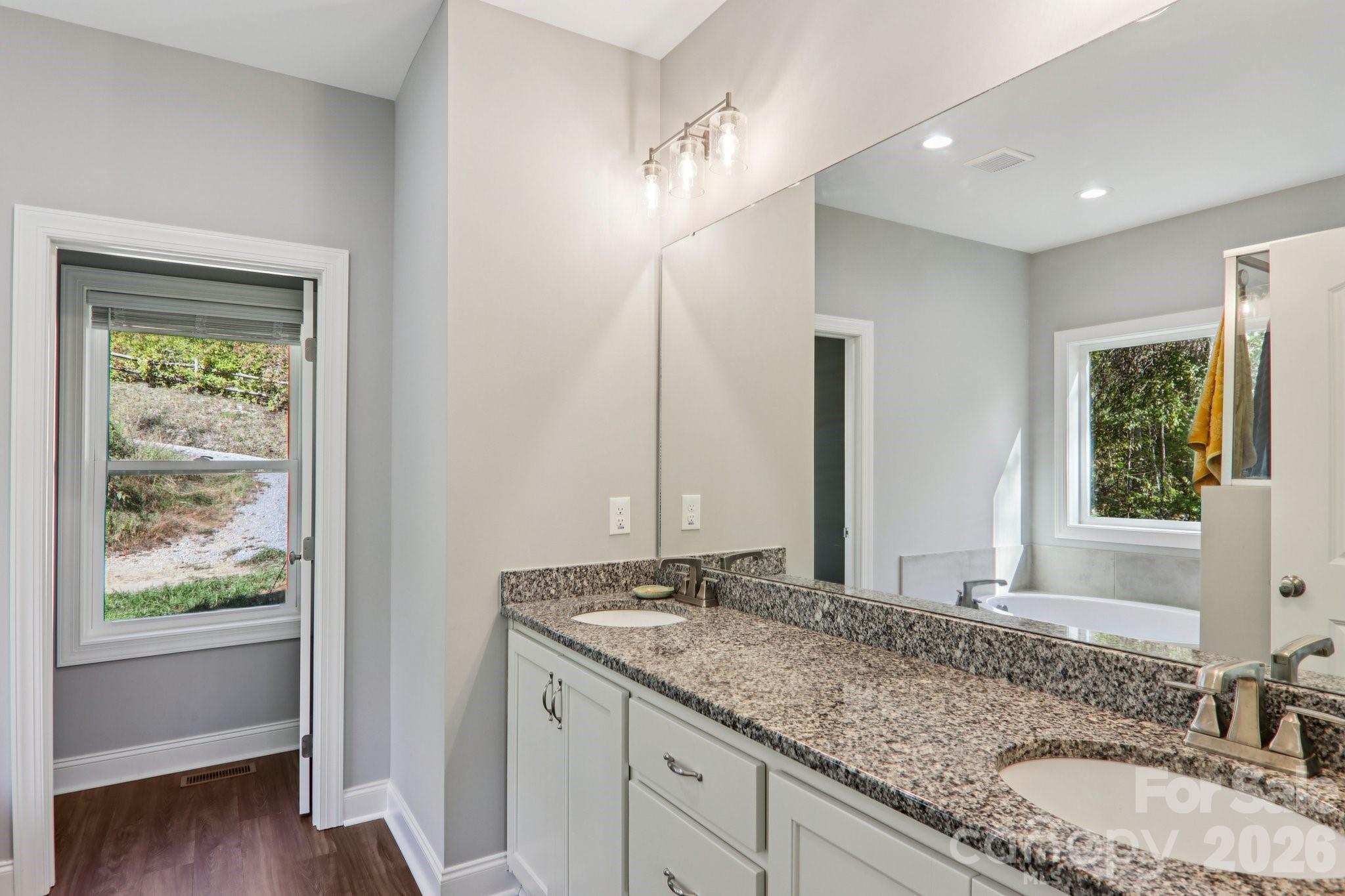 1367 Old Mill Road — Hendersonville