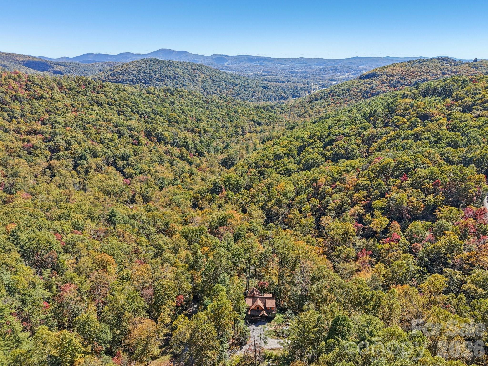 1367 Old Mill Road — Hendersonville