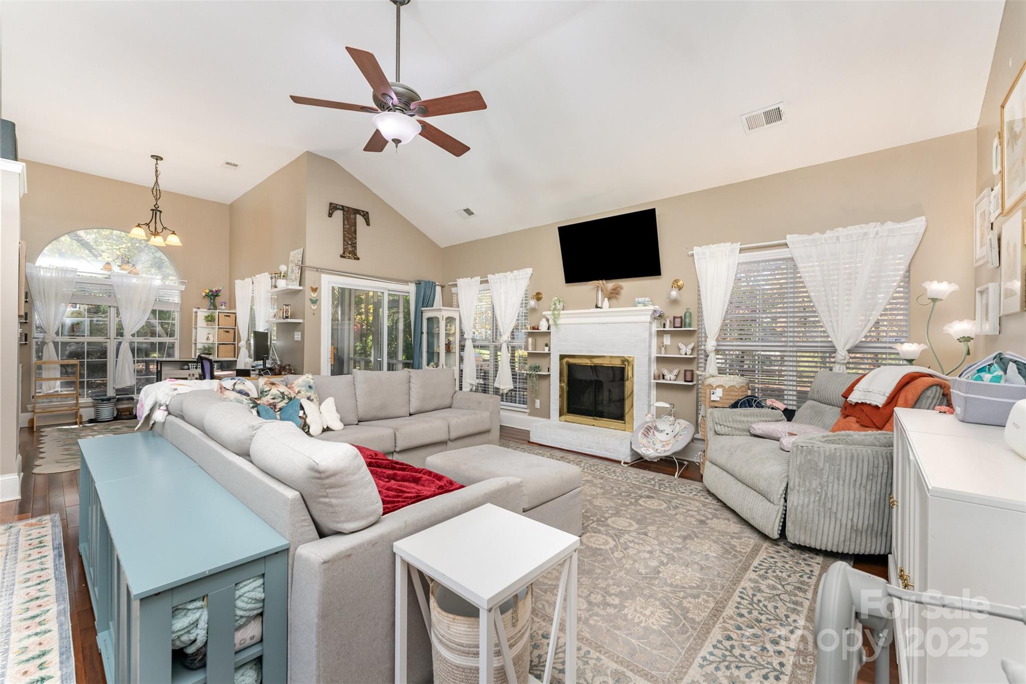 7024 Passeres Court — Charlotte