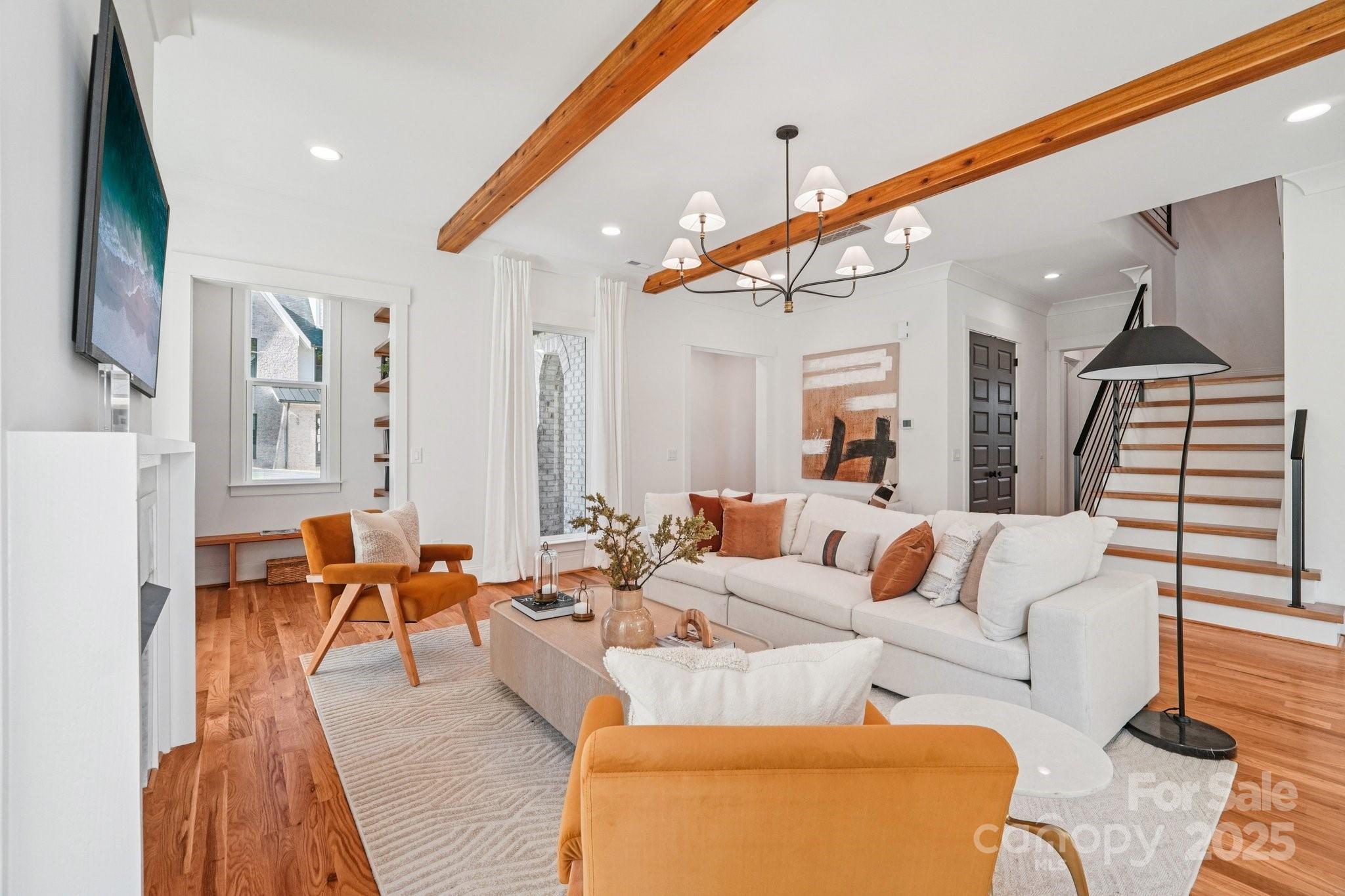 132 Sardis Lane — Charlotte