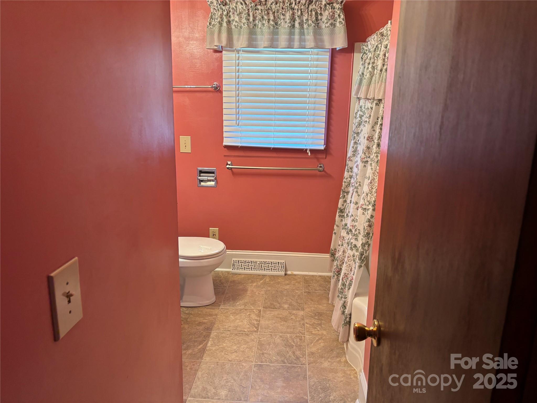1623 Kimberly Drive — Gastonia
