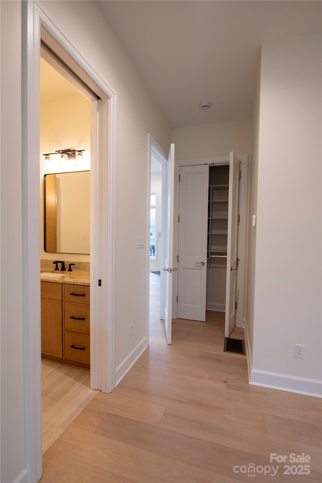 15 Evian Court — Asheville