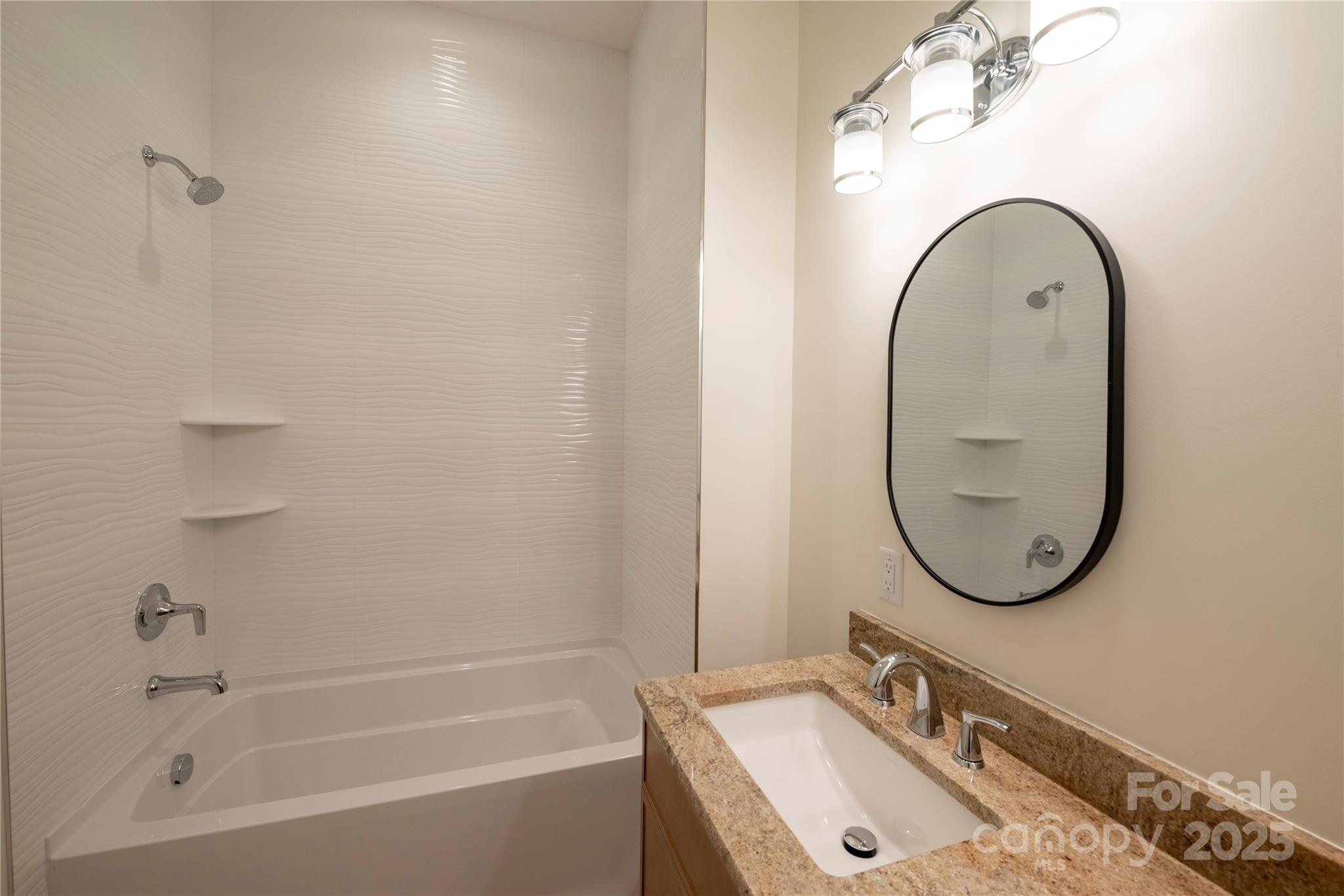 15 Evian Court — Asheville
