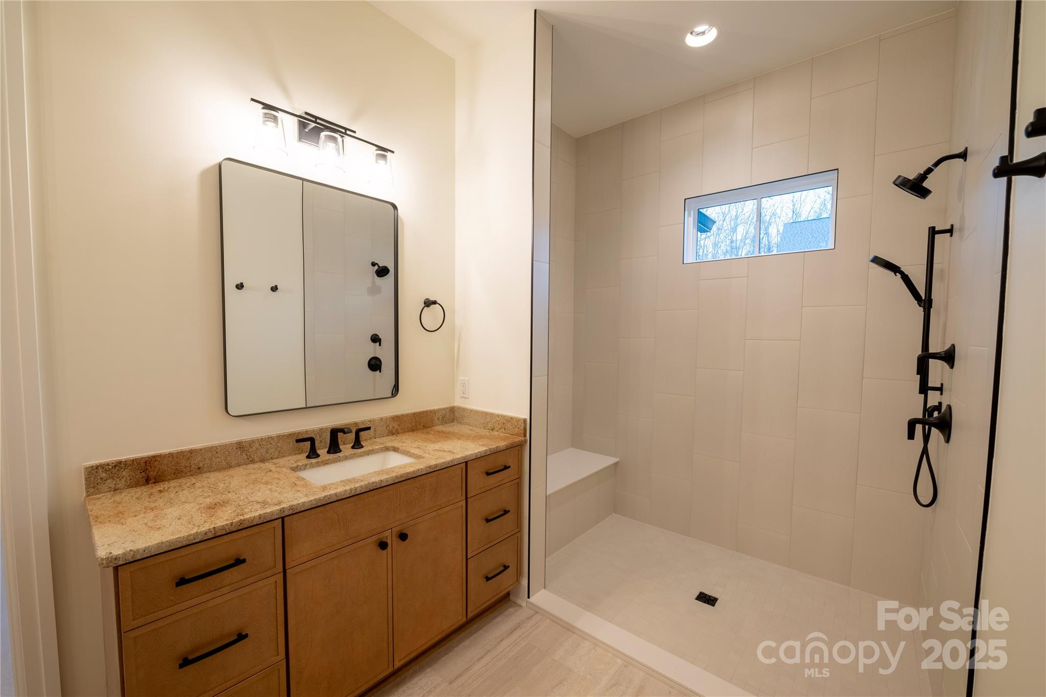 15 Evian Court — Asheville
