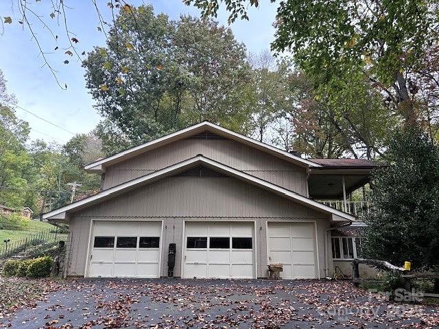 30 Brier Lane — Maggie Valley