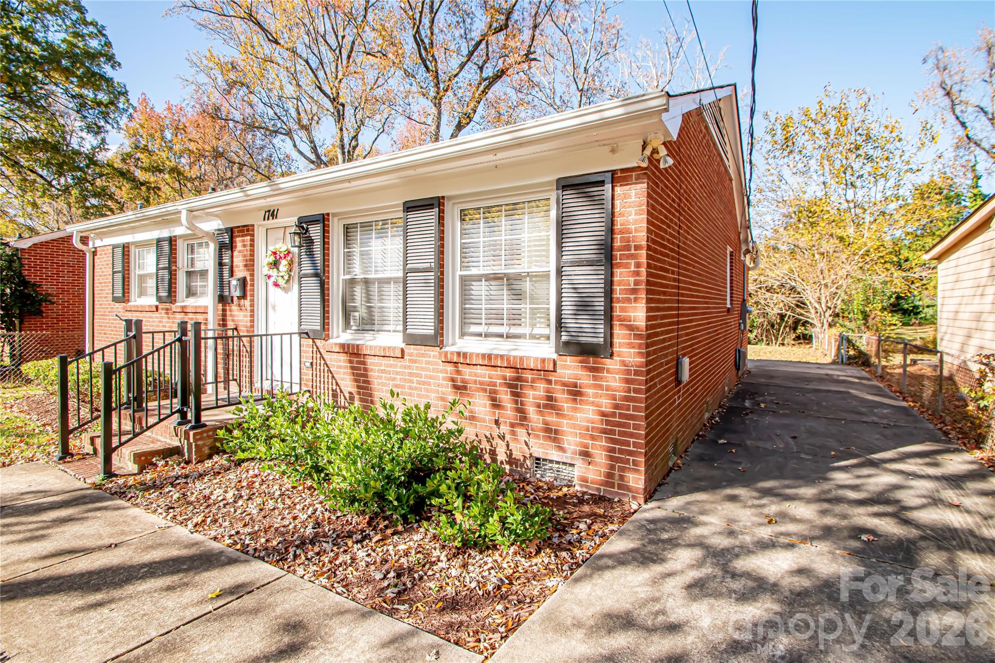 1741 Dallas Avenue — Charlotte